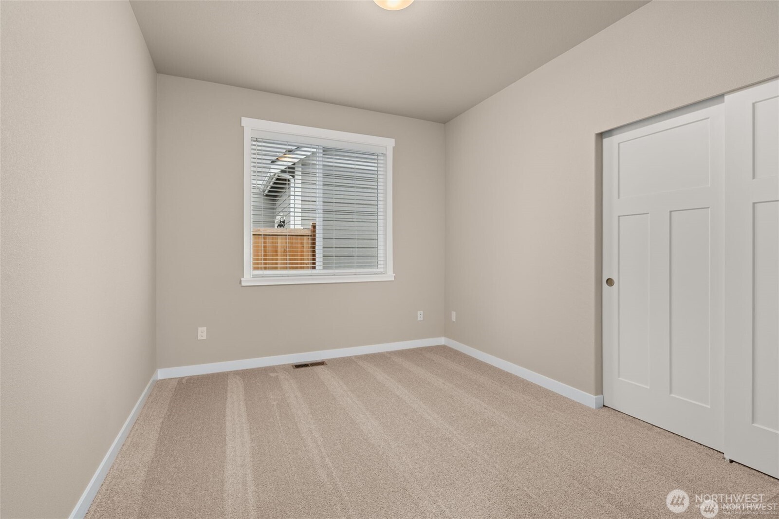9045 Wyatt Loop Property Photo 16