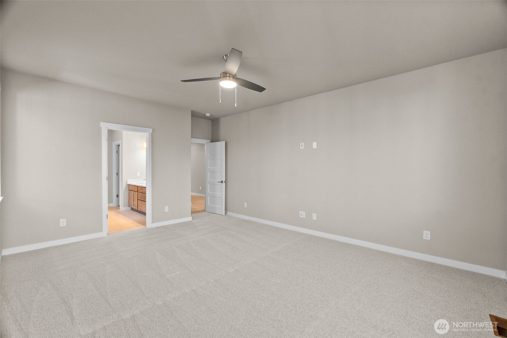 9045 Wyatt Loop Property Photo 17