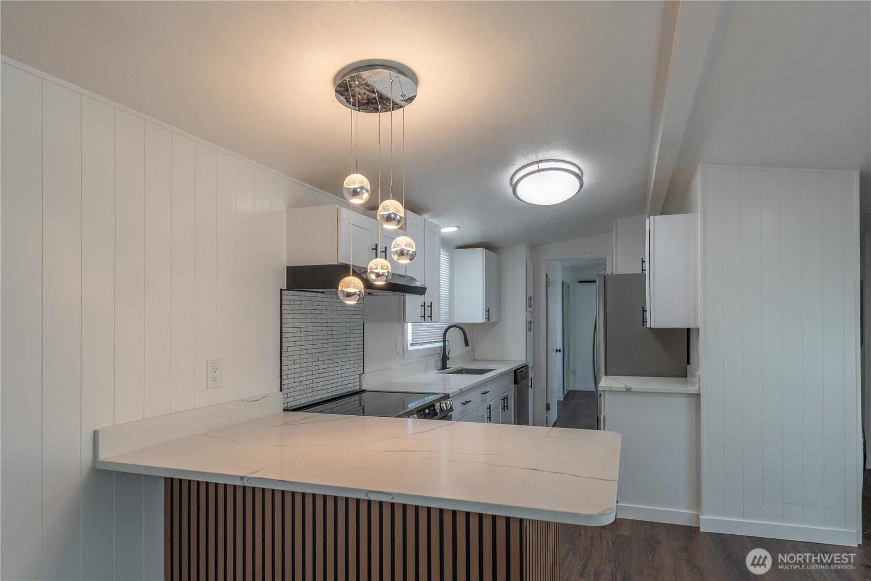 1704 210th Street Ct 88 Property Photo 4