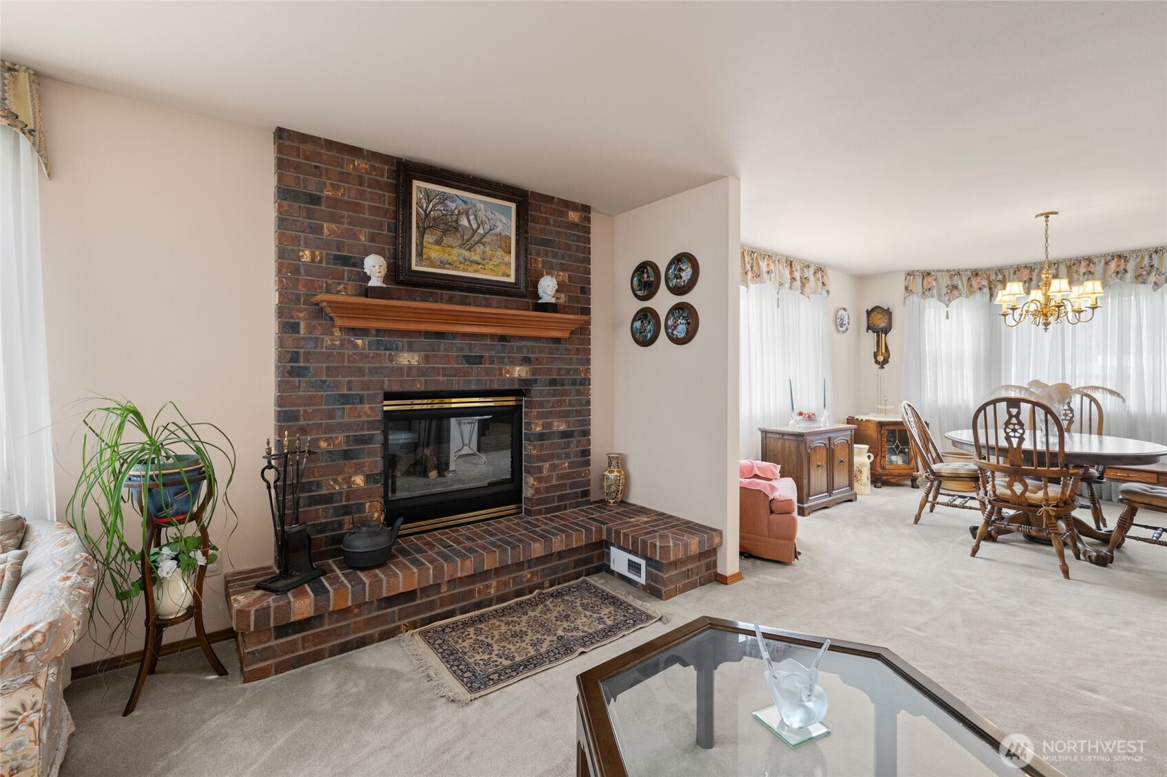 1049 Burchell Road Property Photo 10
