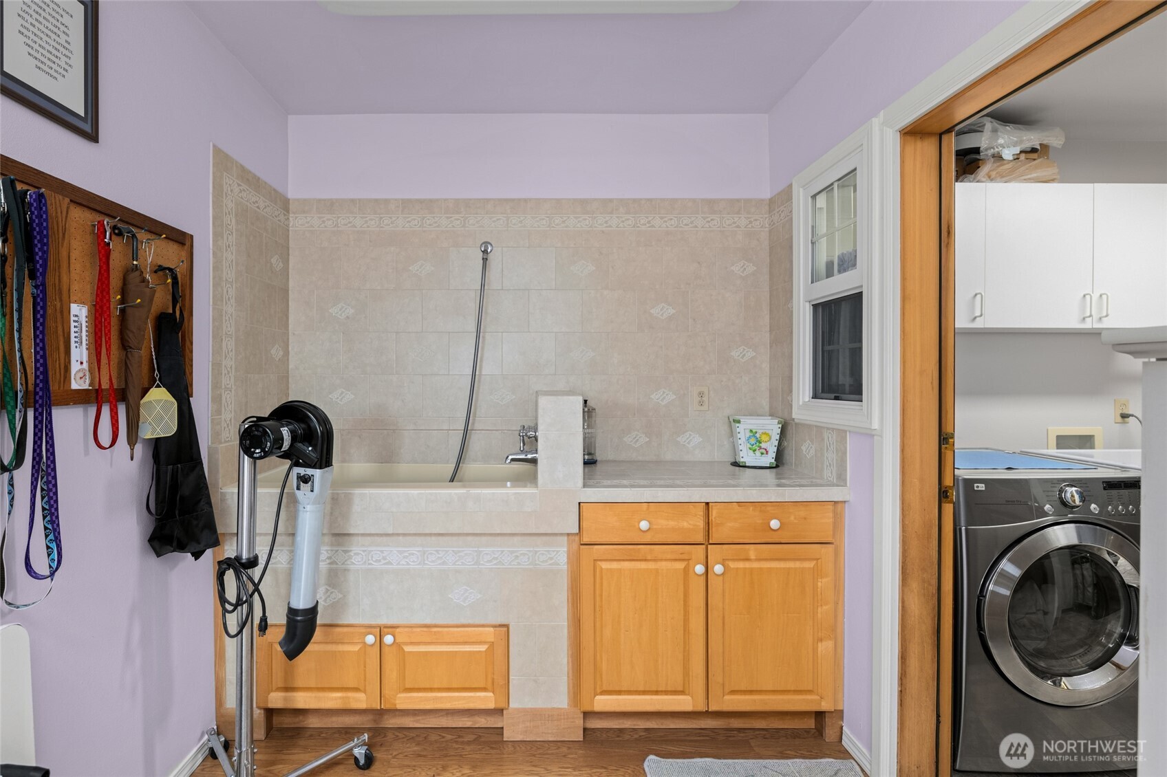 1049 Burchell Road Property Photo 17