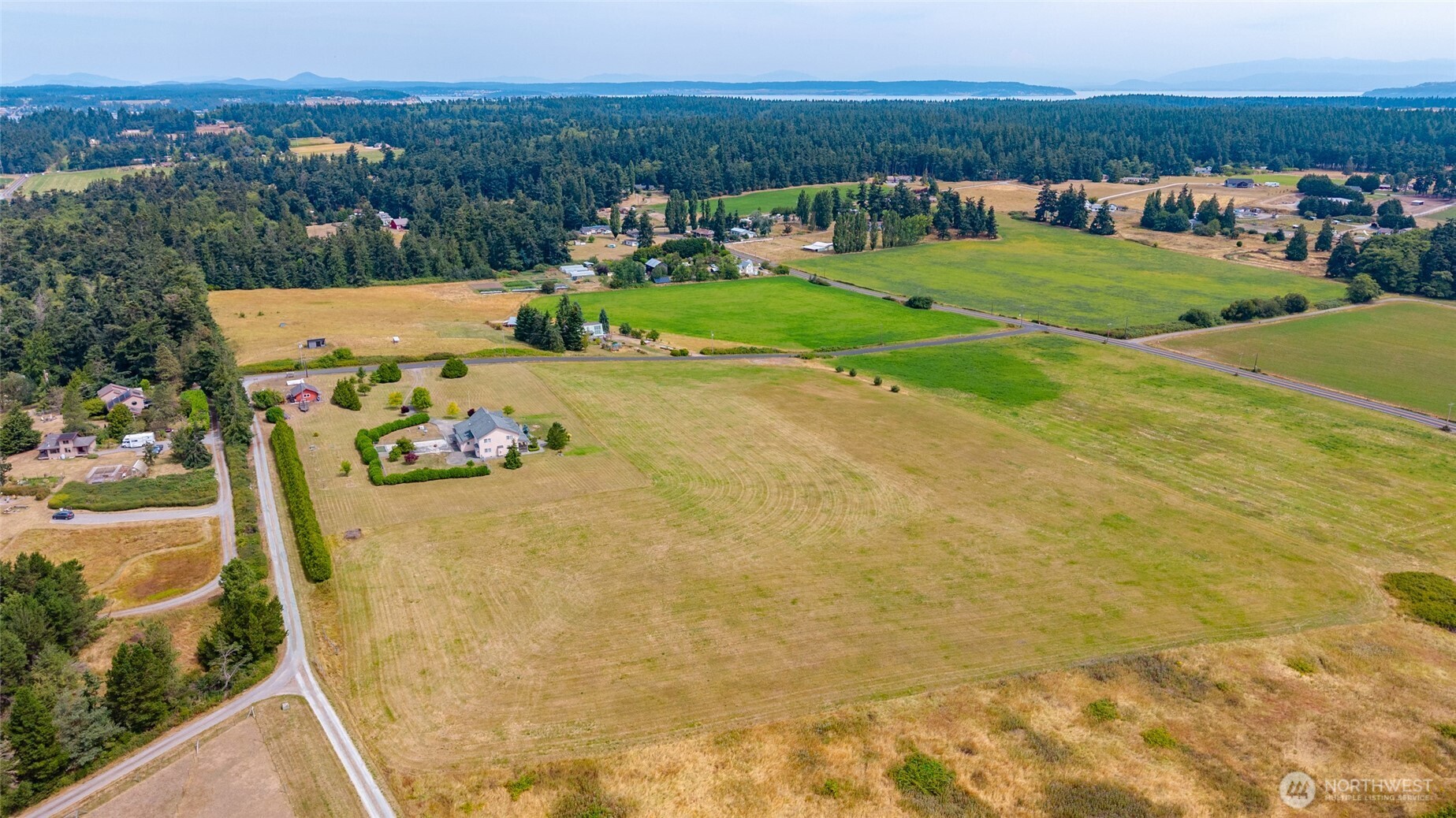 1049 Burchell Road Property Photo 33