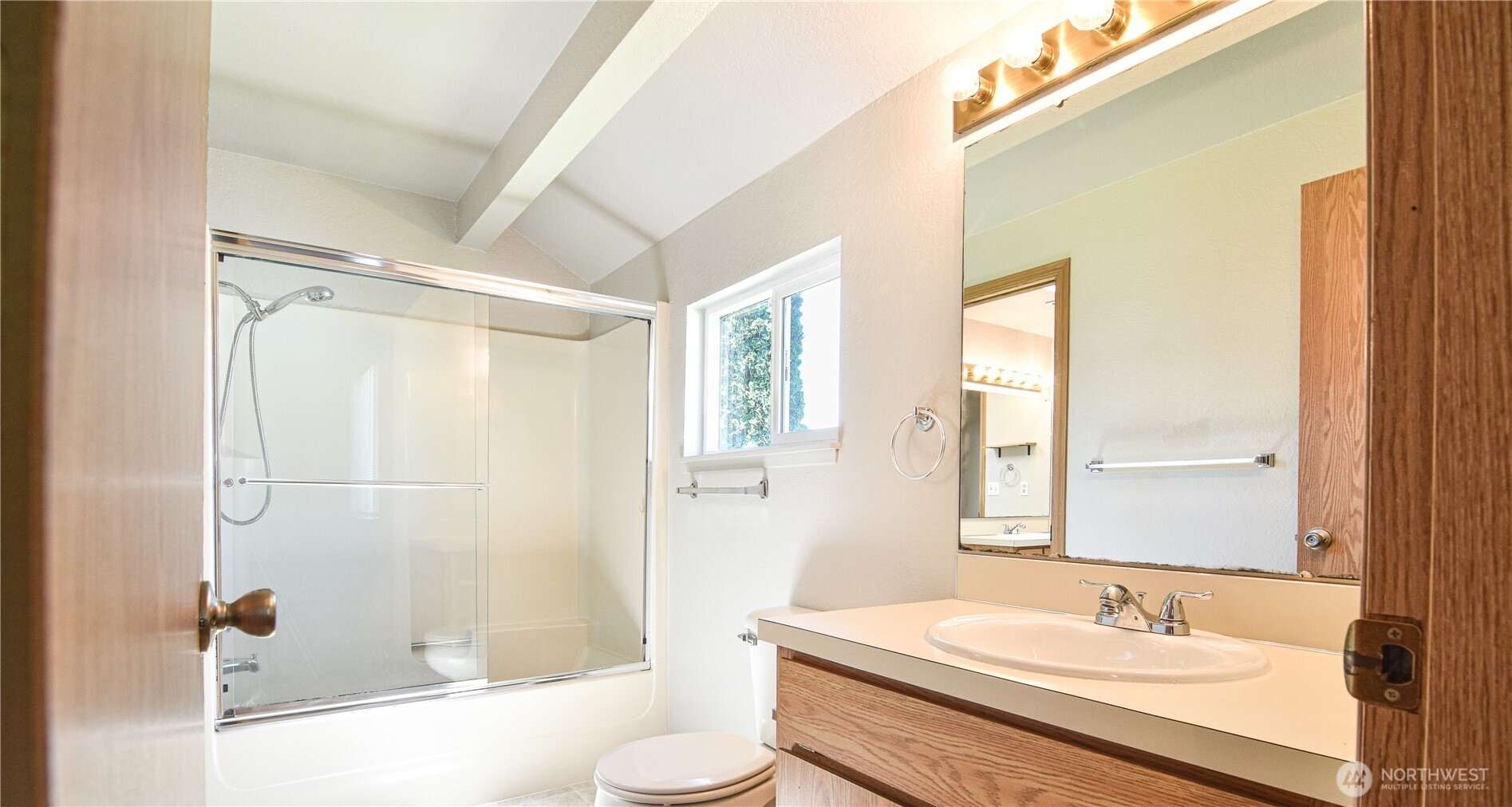 1414 128th Drive Property Photo 7