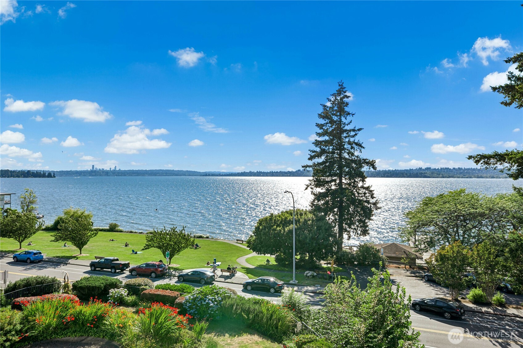 6620 Lake Washington Boulevard 303 Property Photo 2