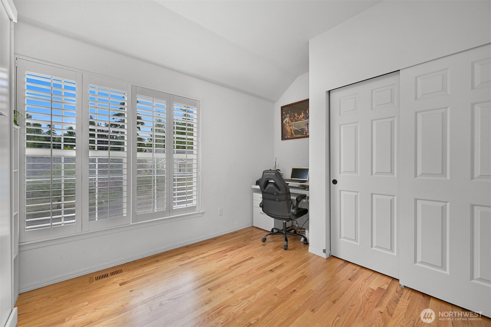 912 S Hills Drive Property Photo 17