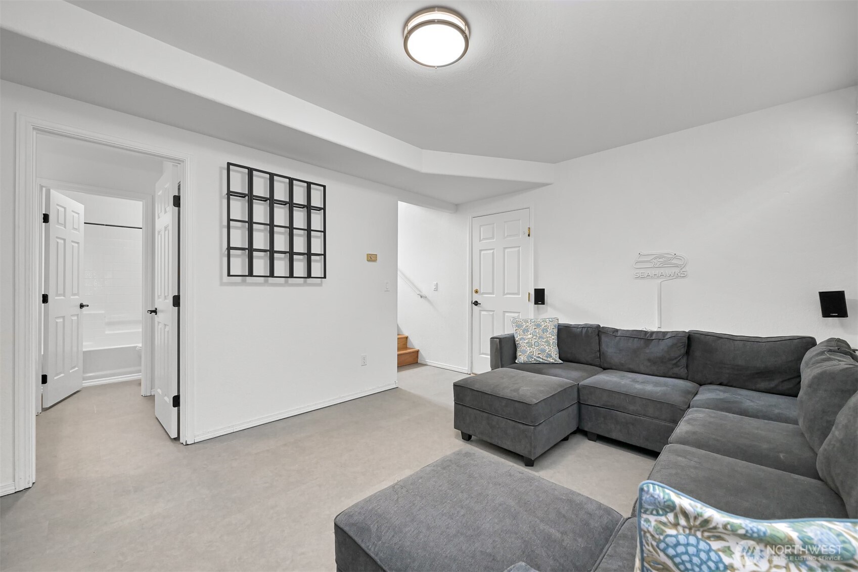912 S Hills Drive Property Photo 20