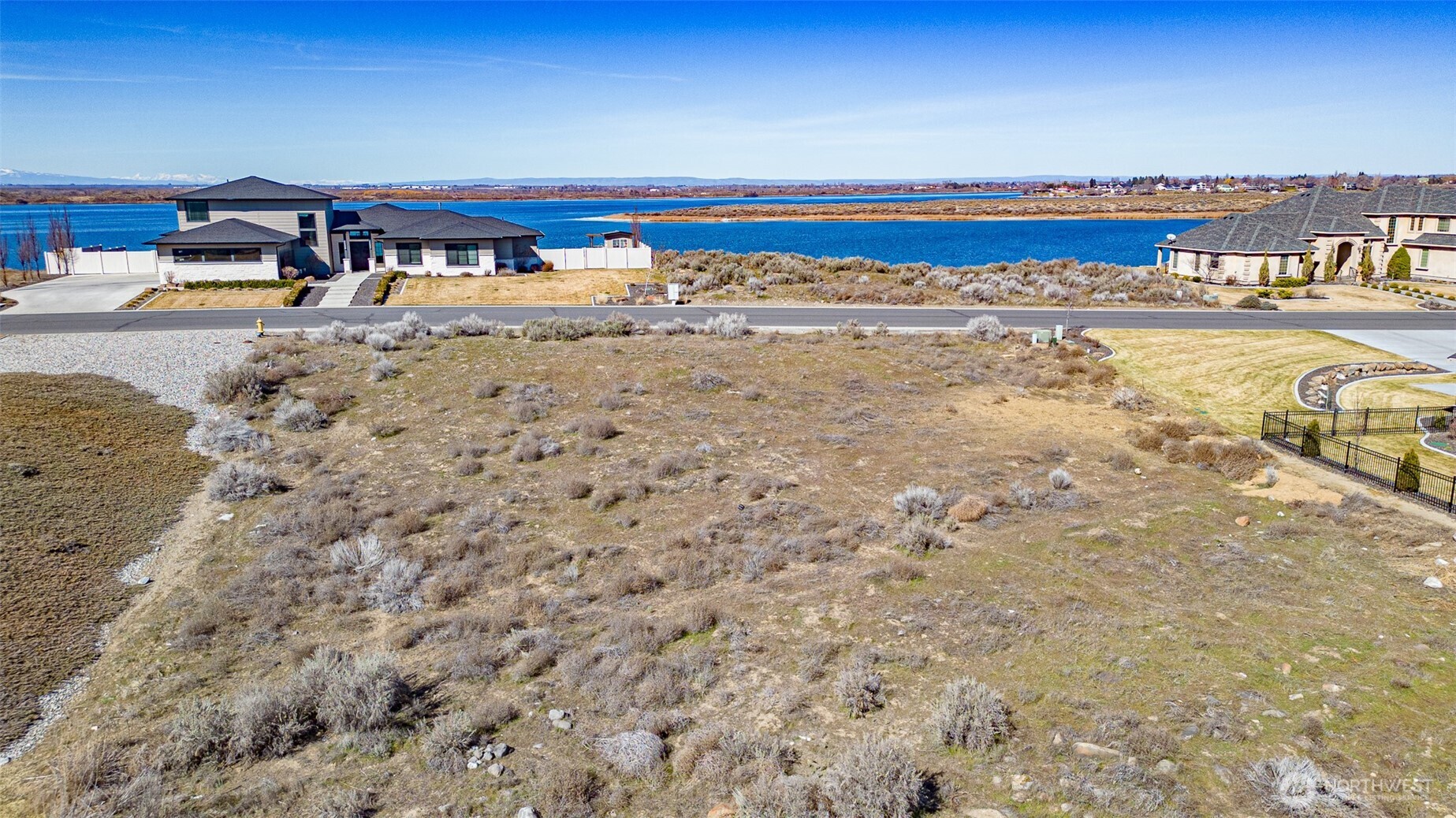 7382 Dune Lake Road Property Photo 7