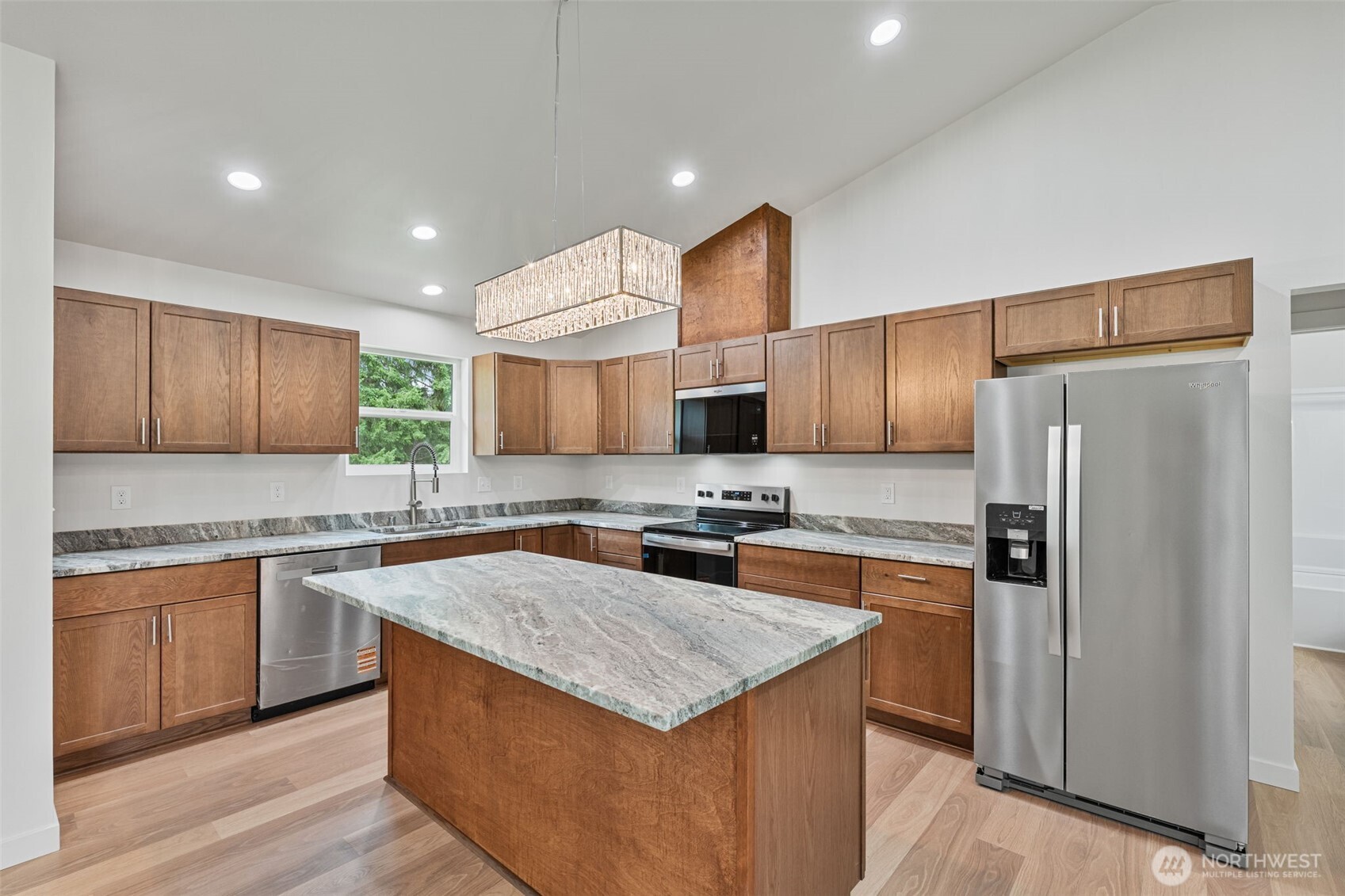 903 Byham Road Property Photo 12