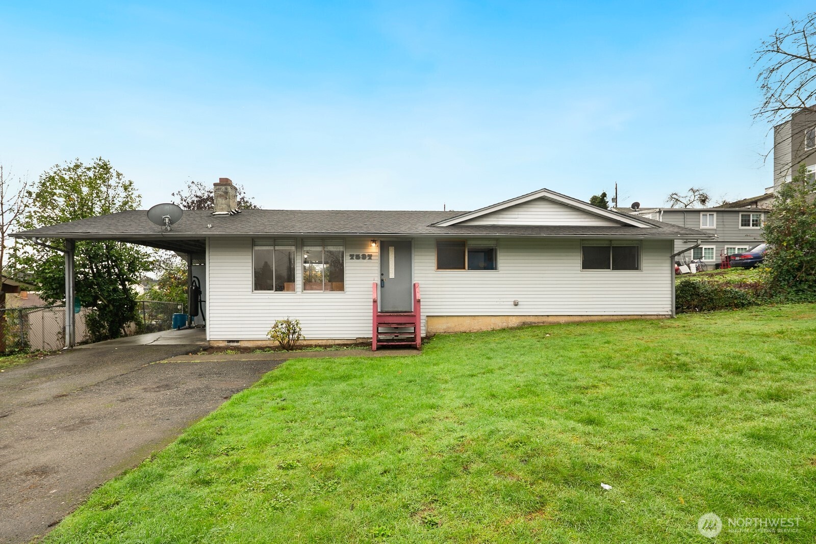 7537 44th Avenue Property Photo 1
