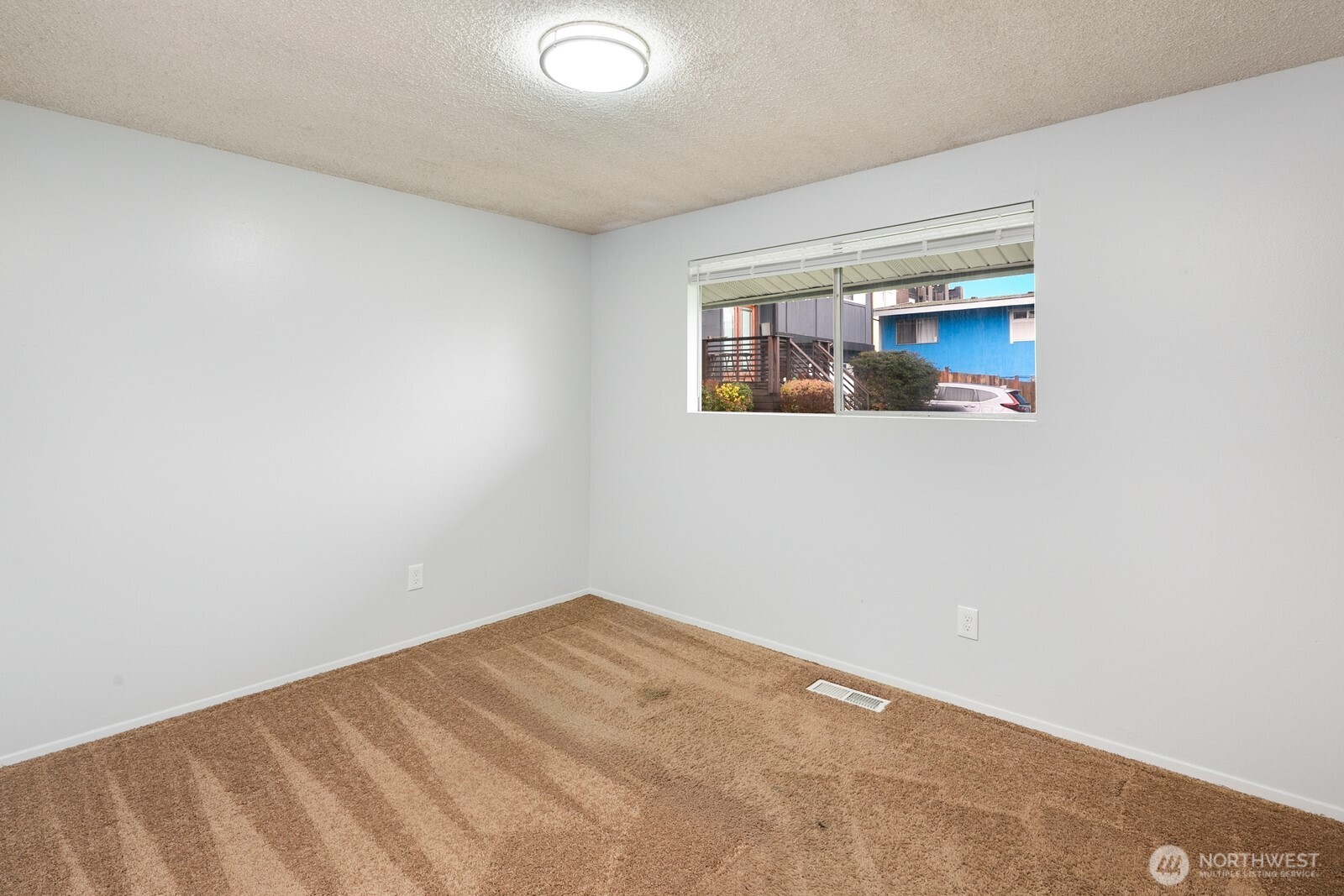 7537 44th Avenue Property Photo 11