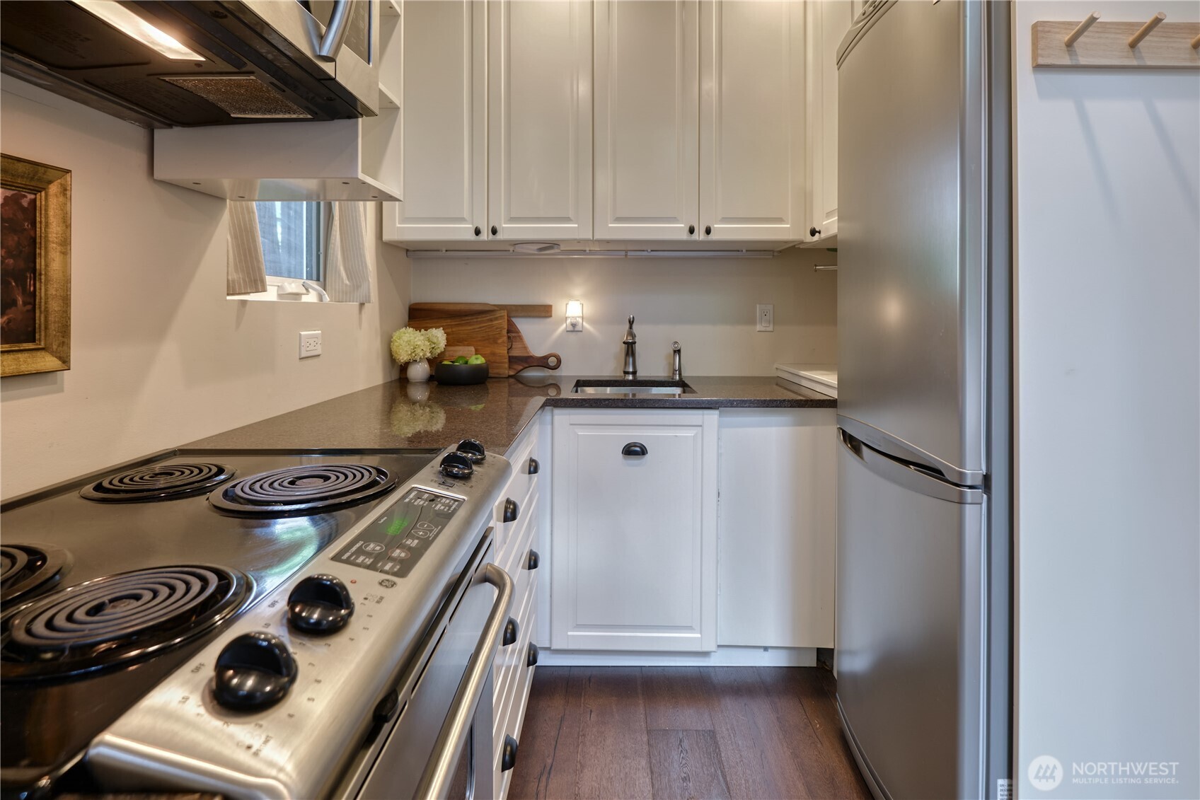 256 Windsor Drive Property Photo 14