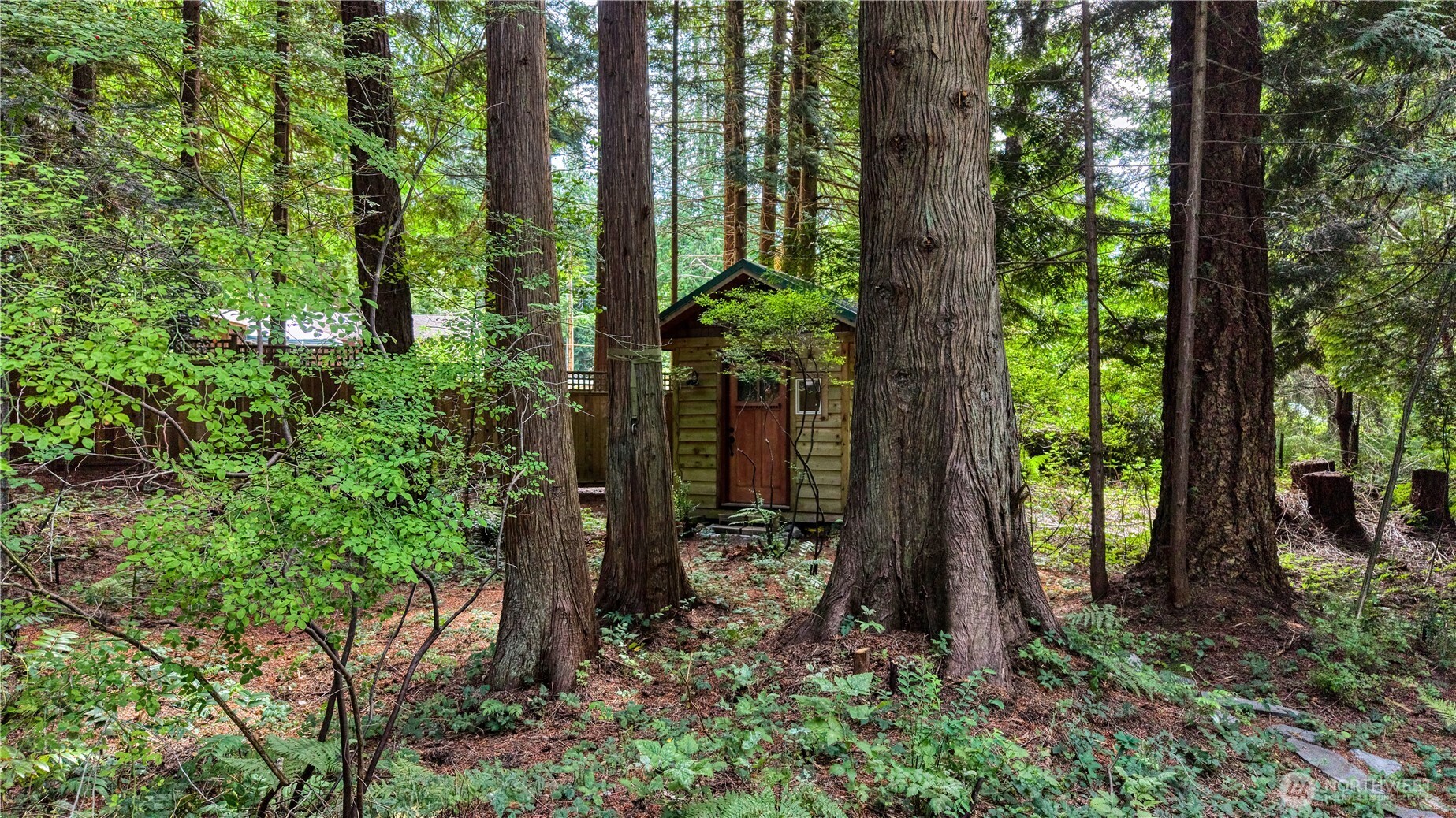 256 Windsor Drive Property Photo 24