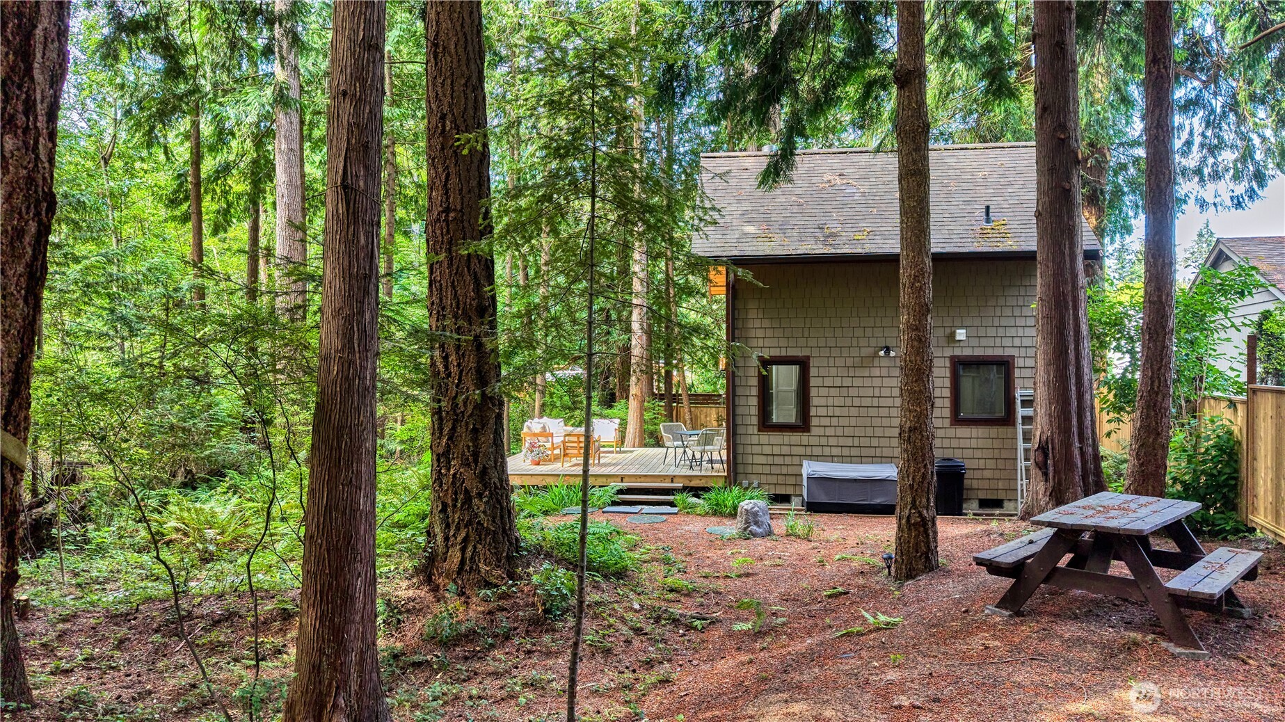 256 Windsor Drive Property Photo 27