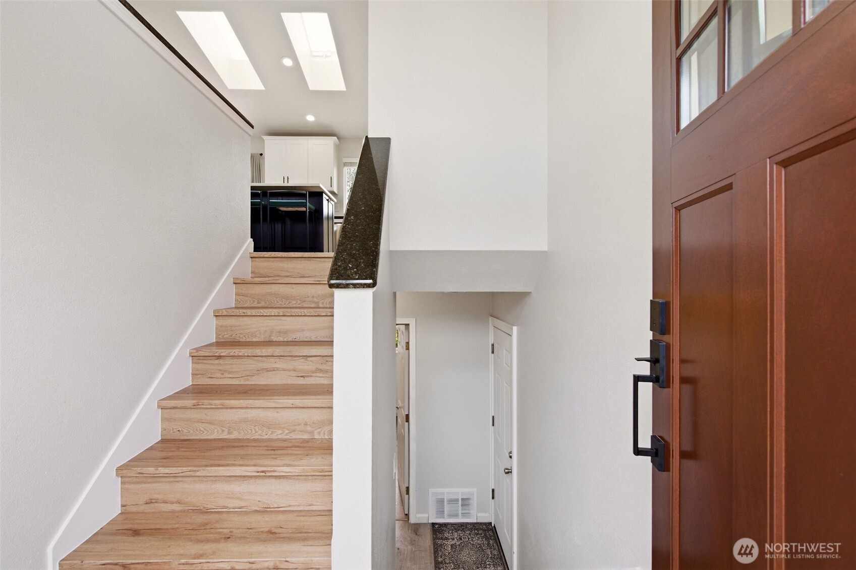 1102 20th Street Property Photo 5