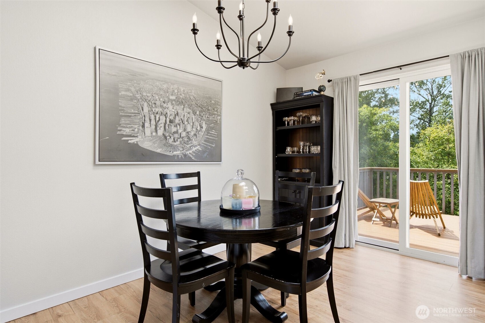1102 20th Street Property Photo 11
