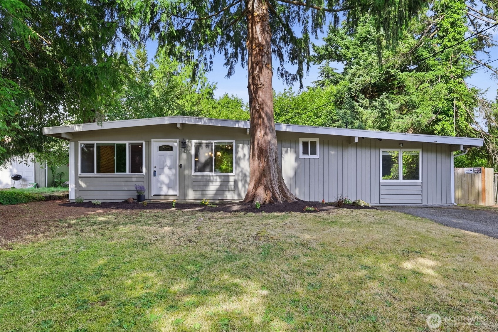 30449 2nd Avenue Property Photo 1