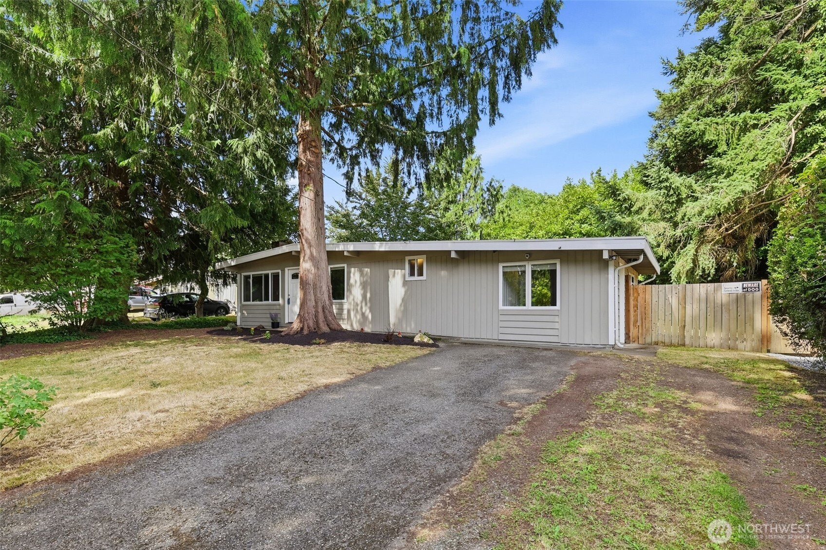 30449 2nd Avenue Property Photo 3