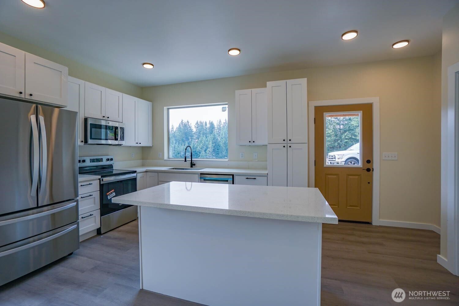 324 Champion Road Property Photo 6