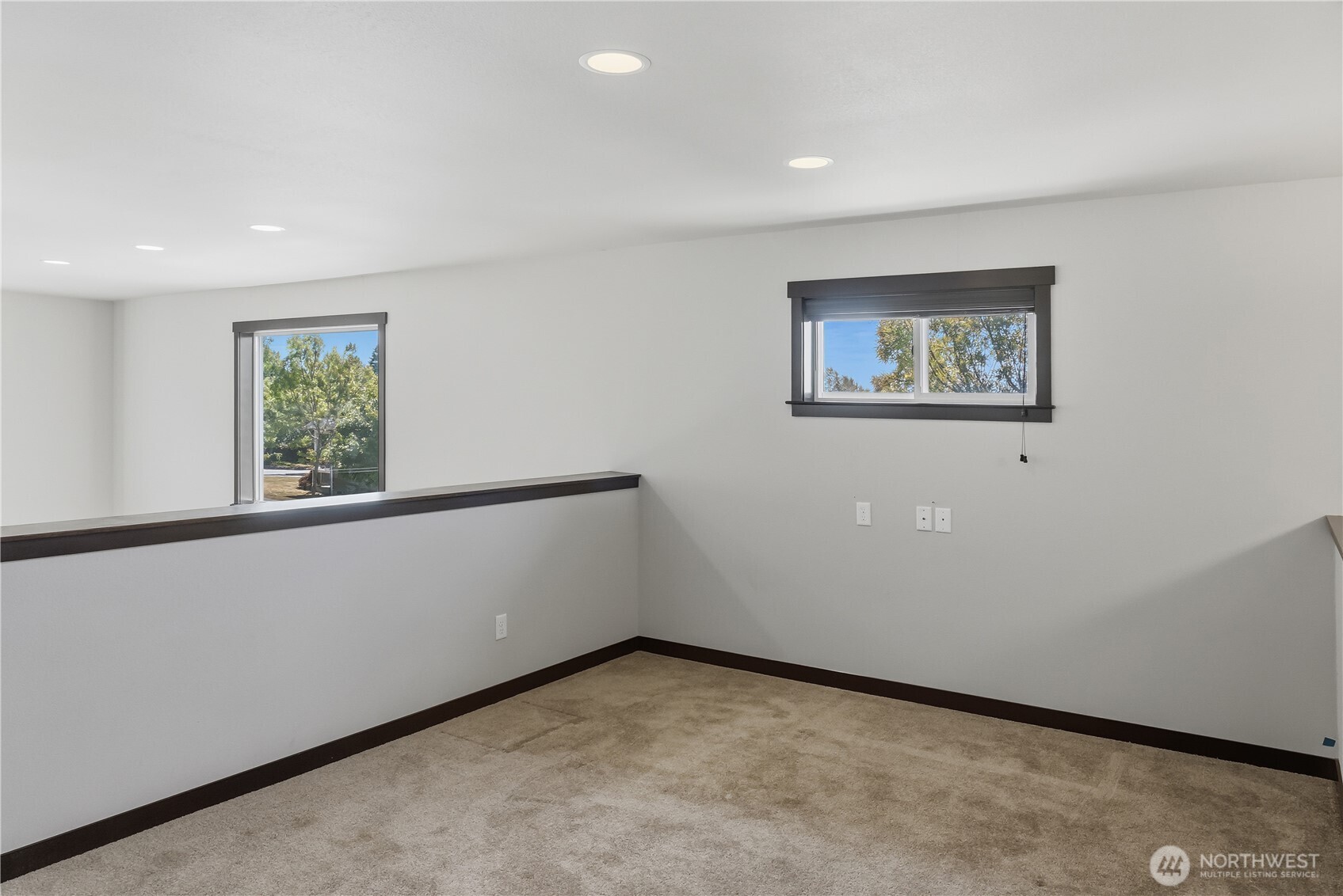 301 Barry Loop Property Photo 23