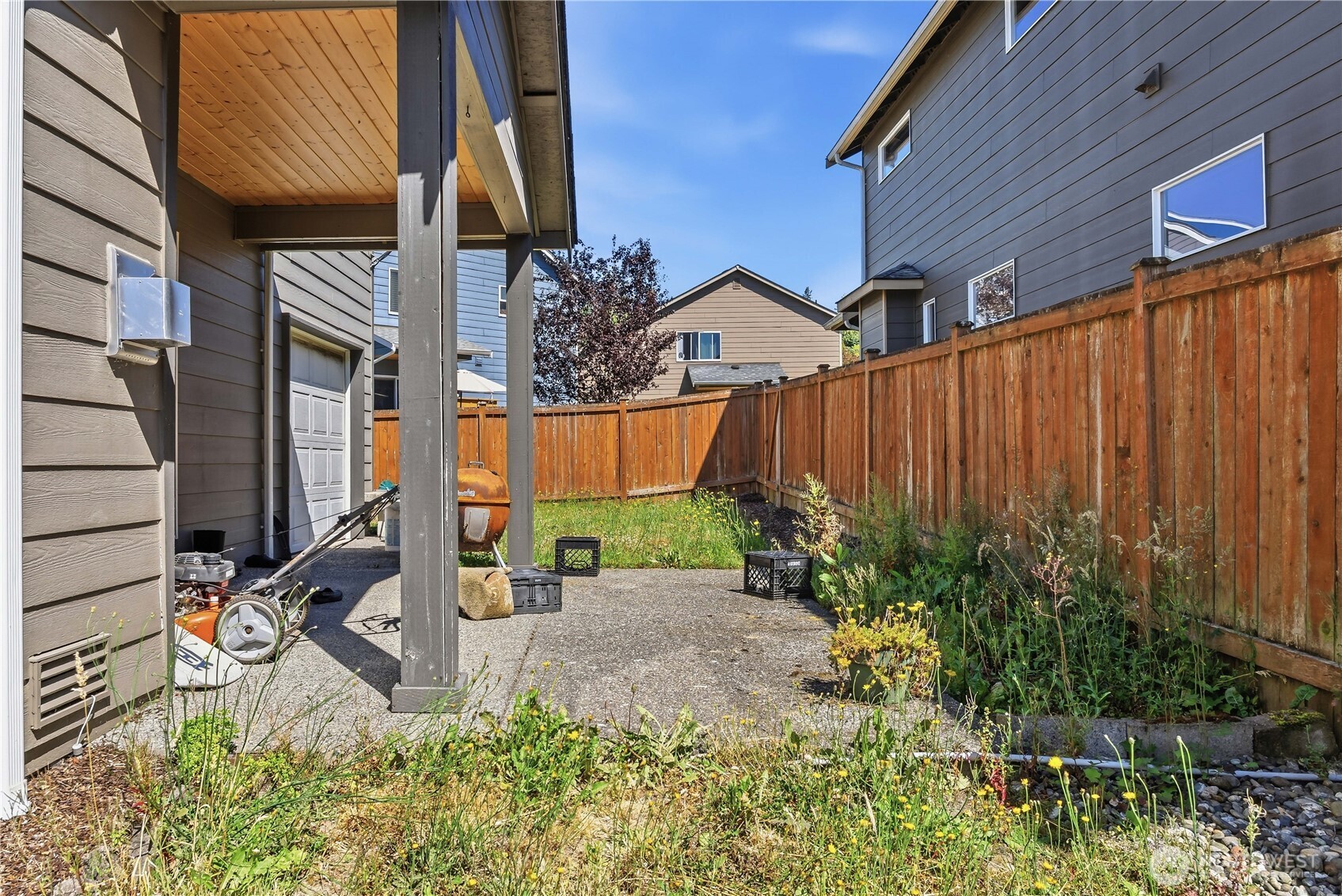 301 Barry Loop Property Photo 30