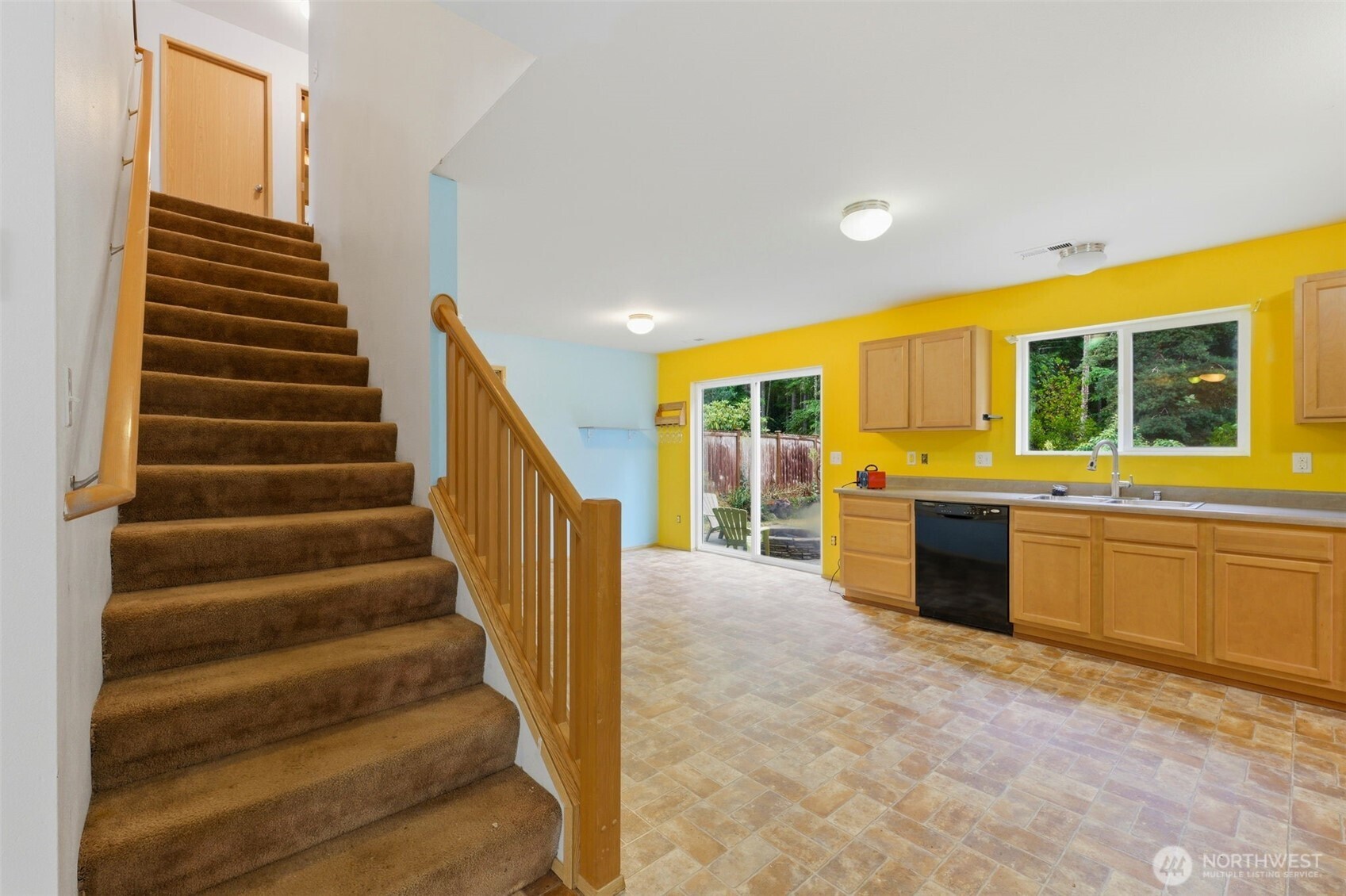 21284 Brevik Place Property Photo 5