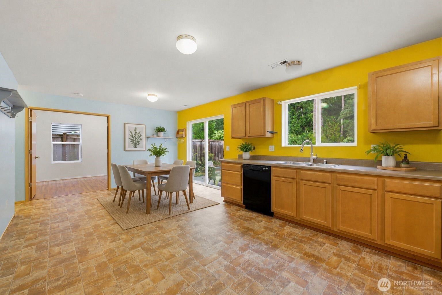 21284 Brevik Place Property Photo 8