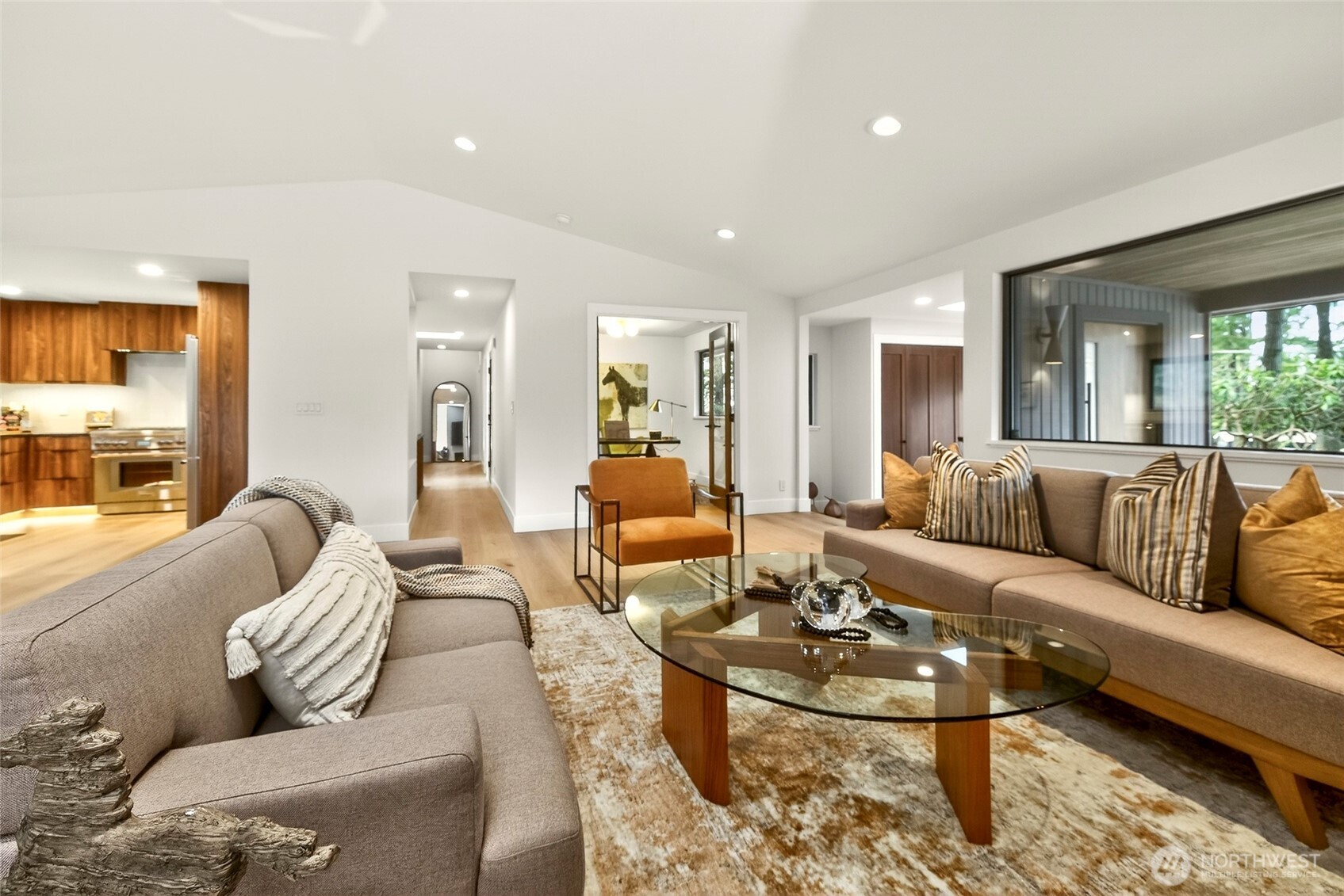22016 Vine Road Property Photo 1