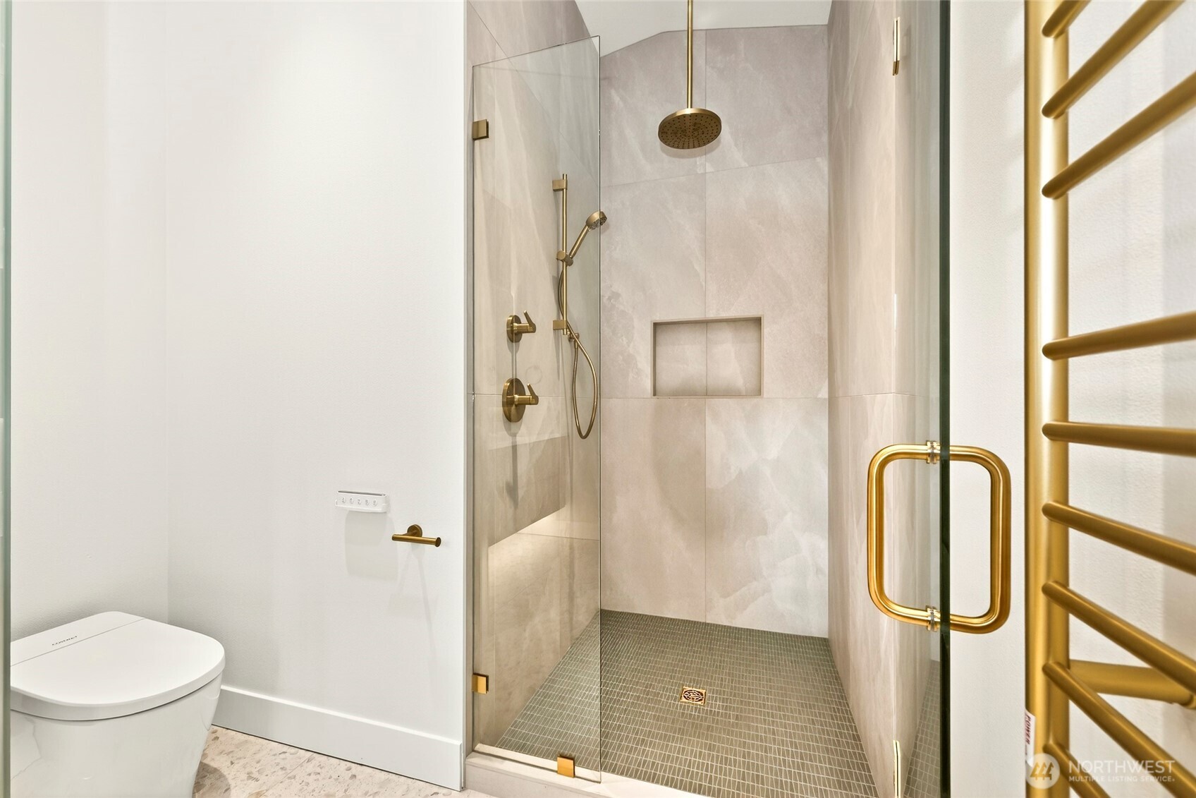 22016 Vine Road Property Photo 16