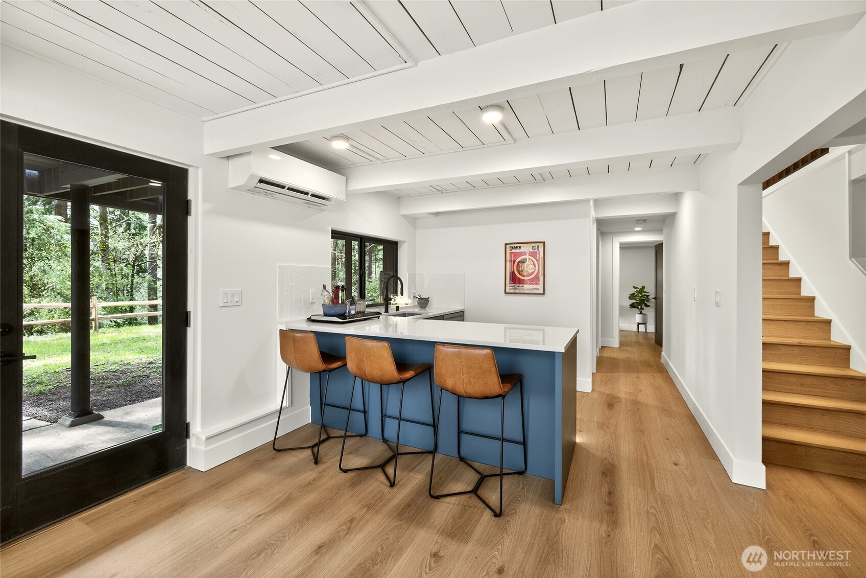 22016 Vine Road Property Photo 24