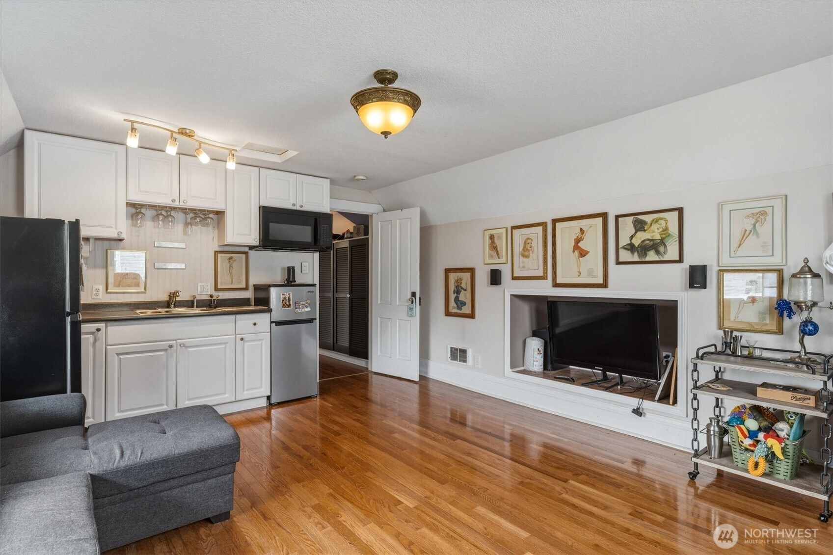 304 Spruce Street Property Photo 18
