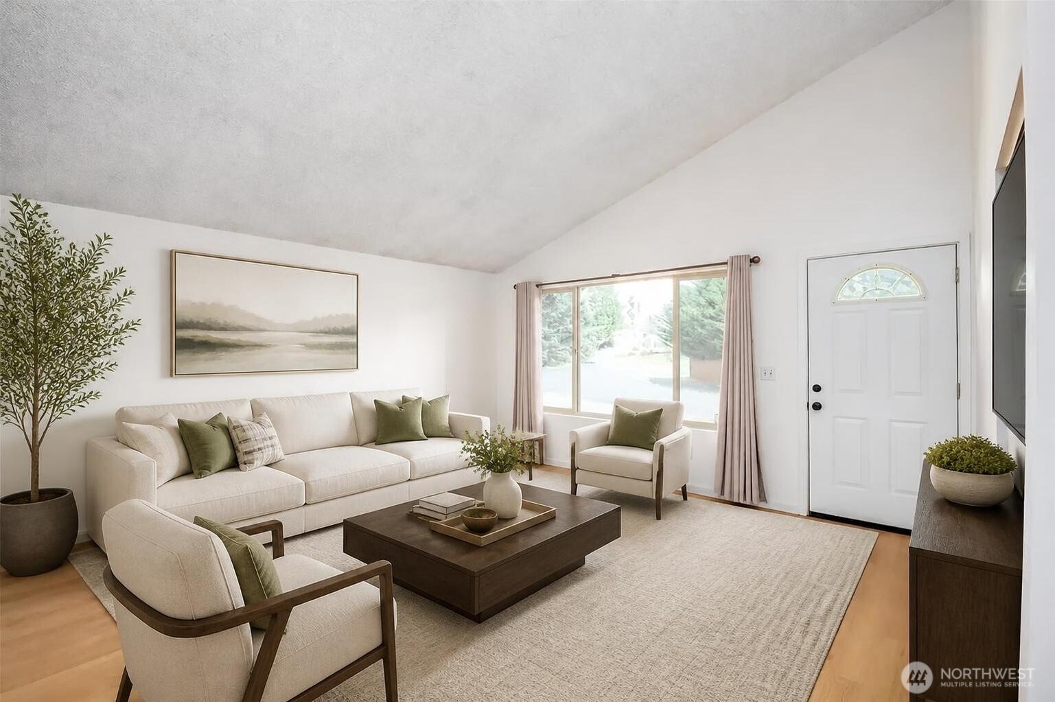 30031 45th Place Property Photo 3