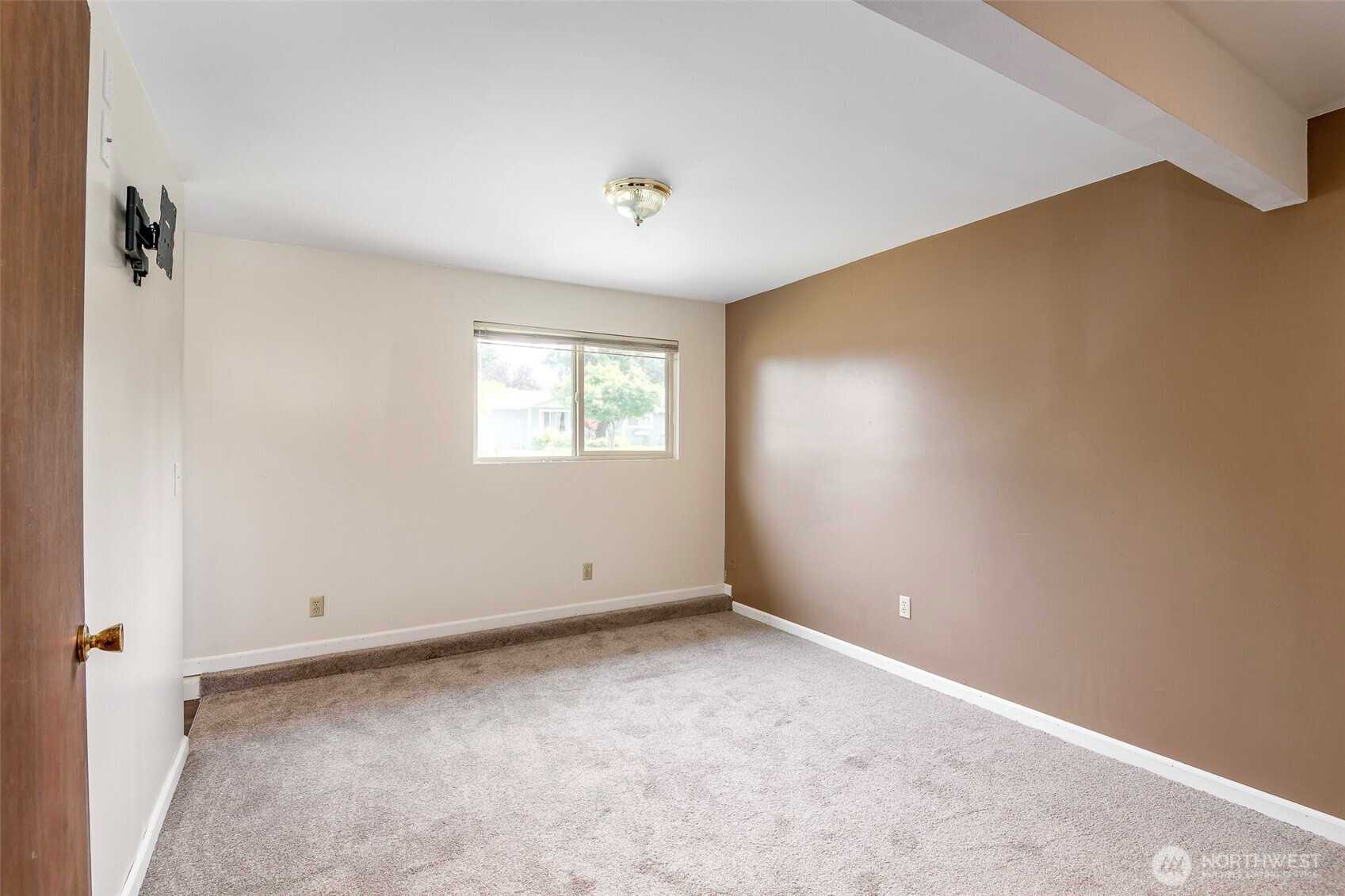 30031 45th Place Property Photo 15