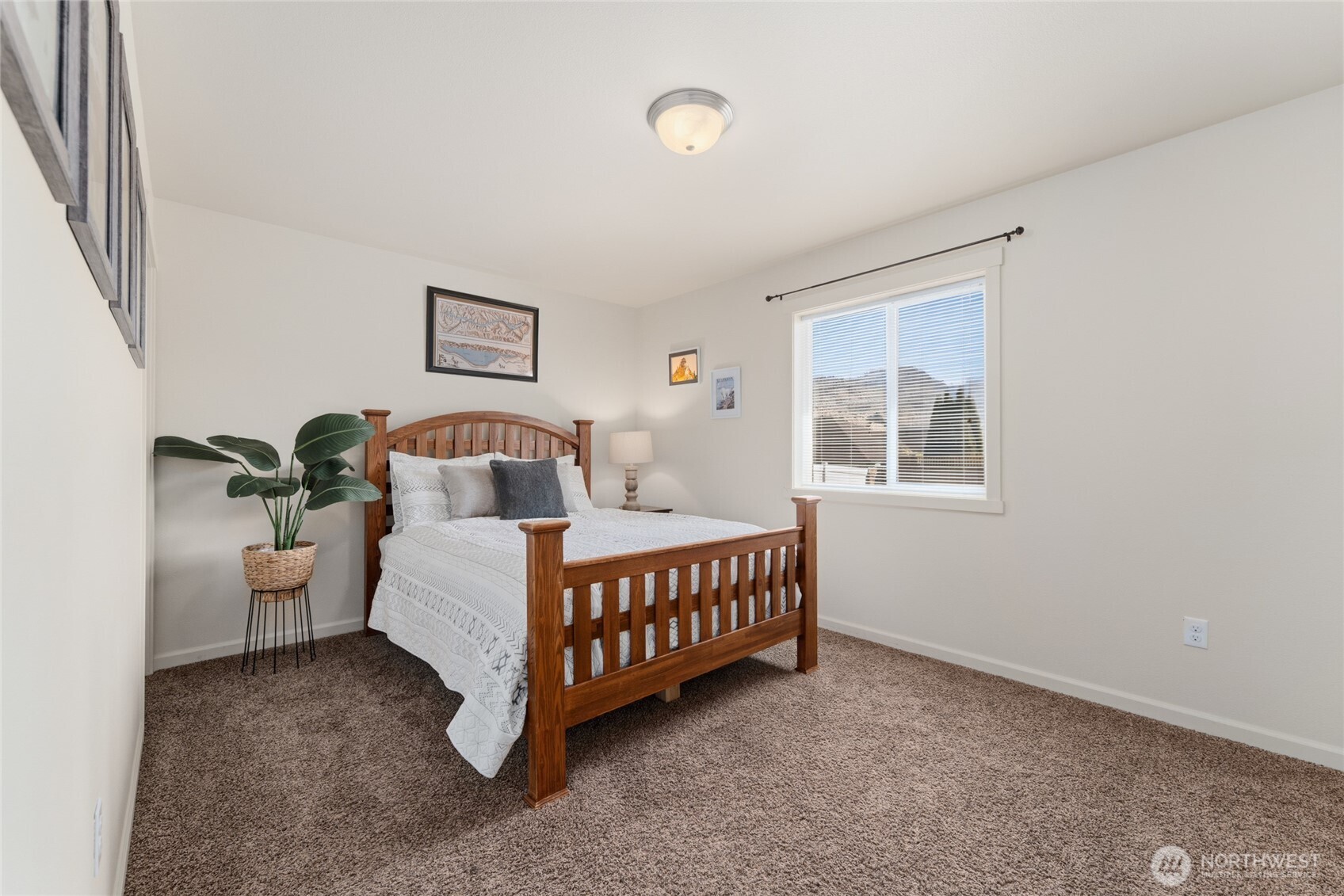 434 N Wilson Street Property Photo 20