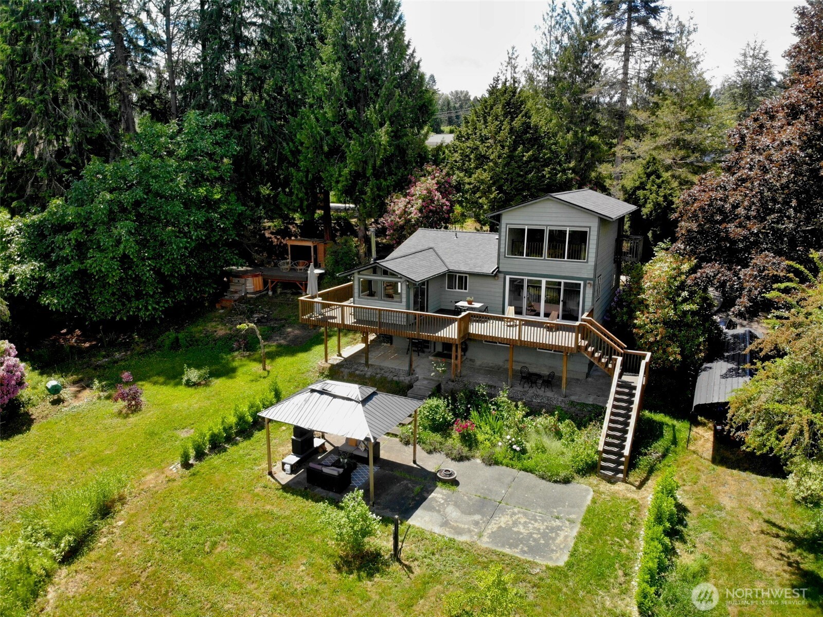 1109 S Davies Road Property Photo 3