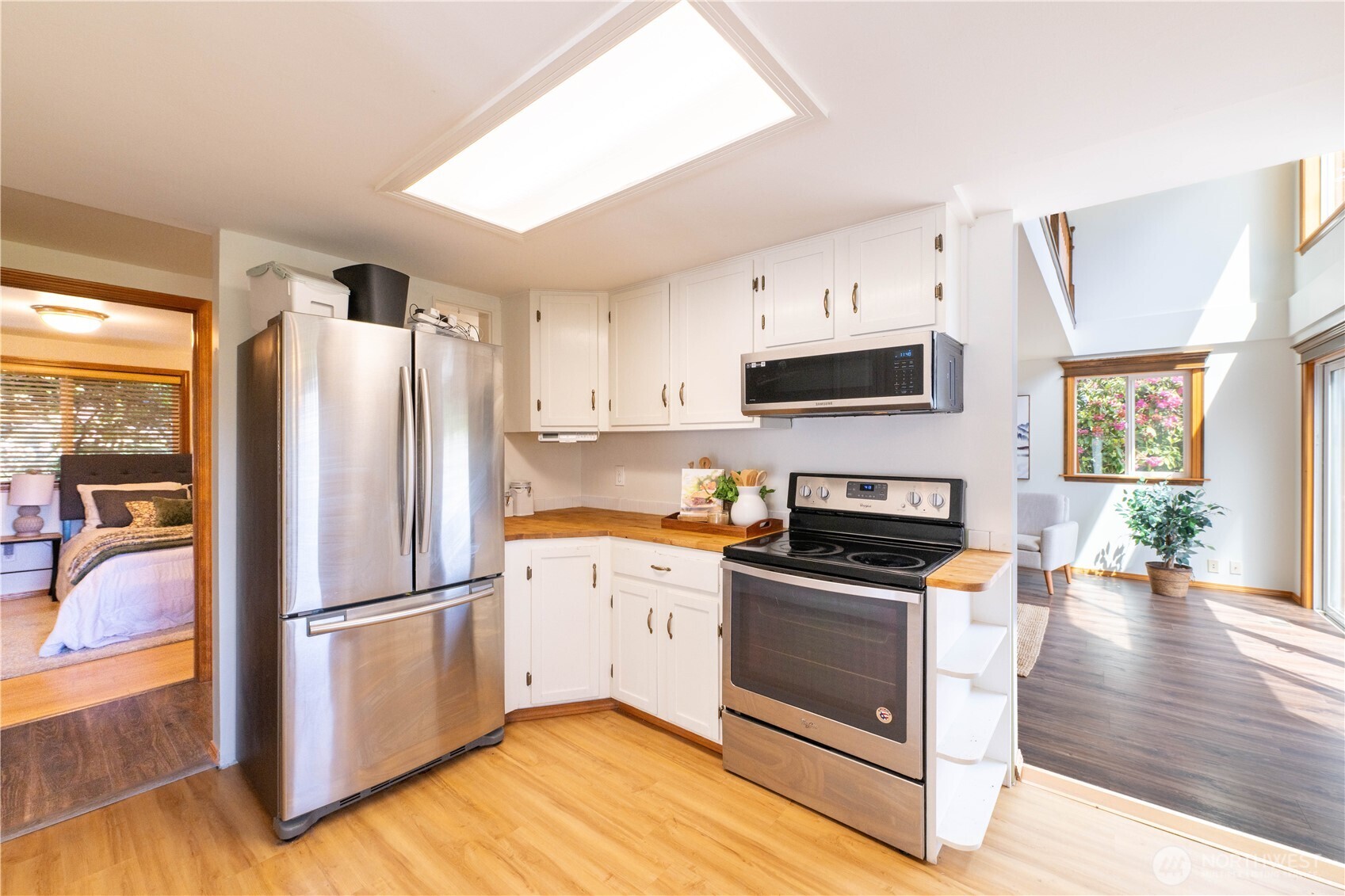 1109 S Davies Road Property Photo 19