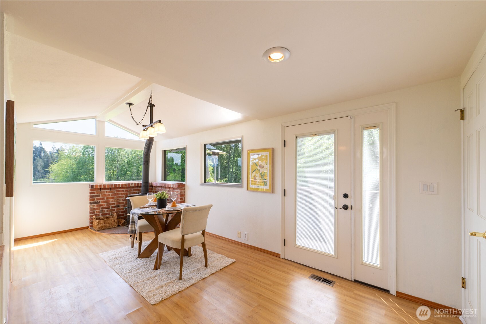 1109 S Davies Road Property Photo 22