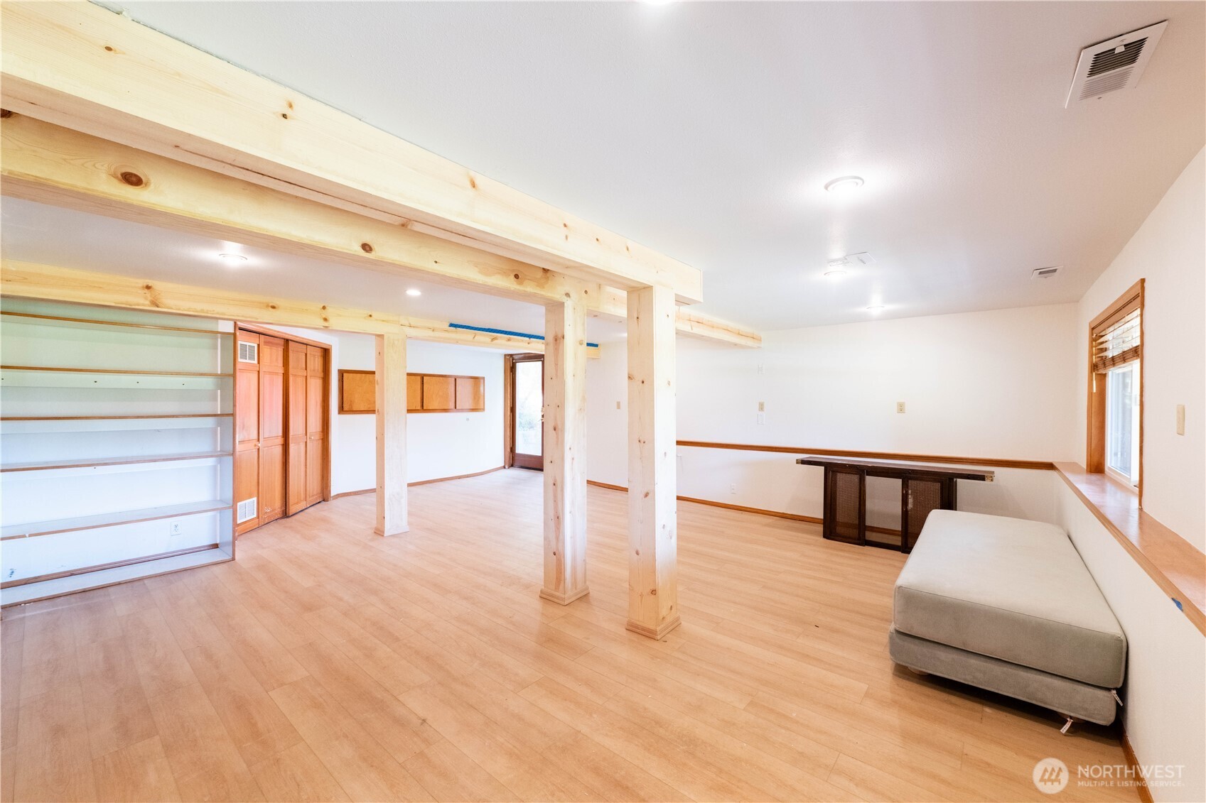 1109 S Davies Road Property Photo 26