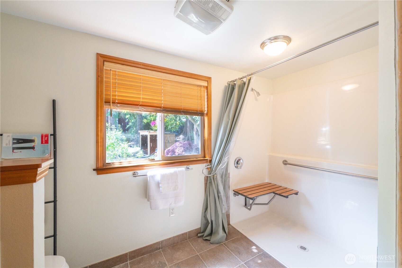 1109 S Davies Road Property Photo 30