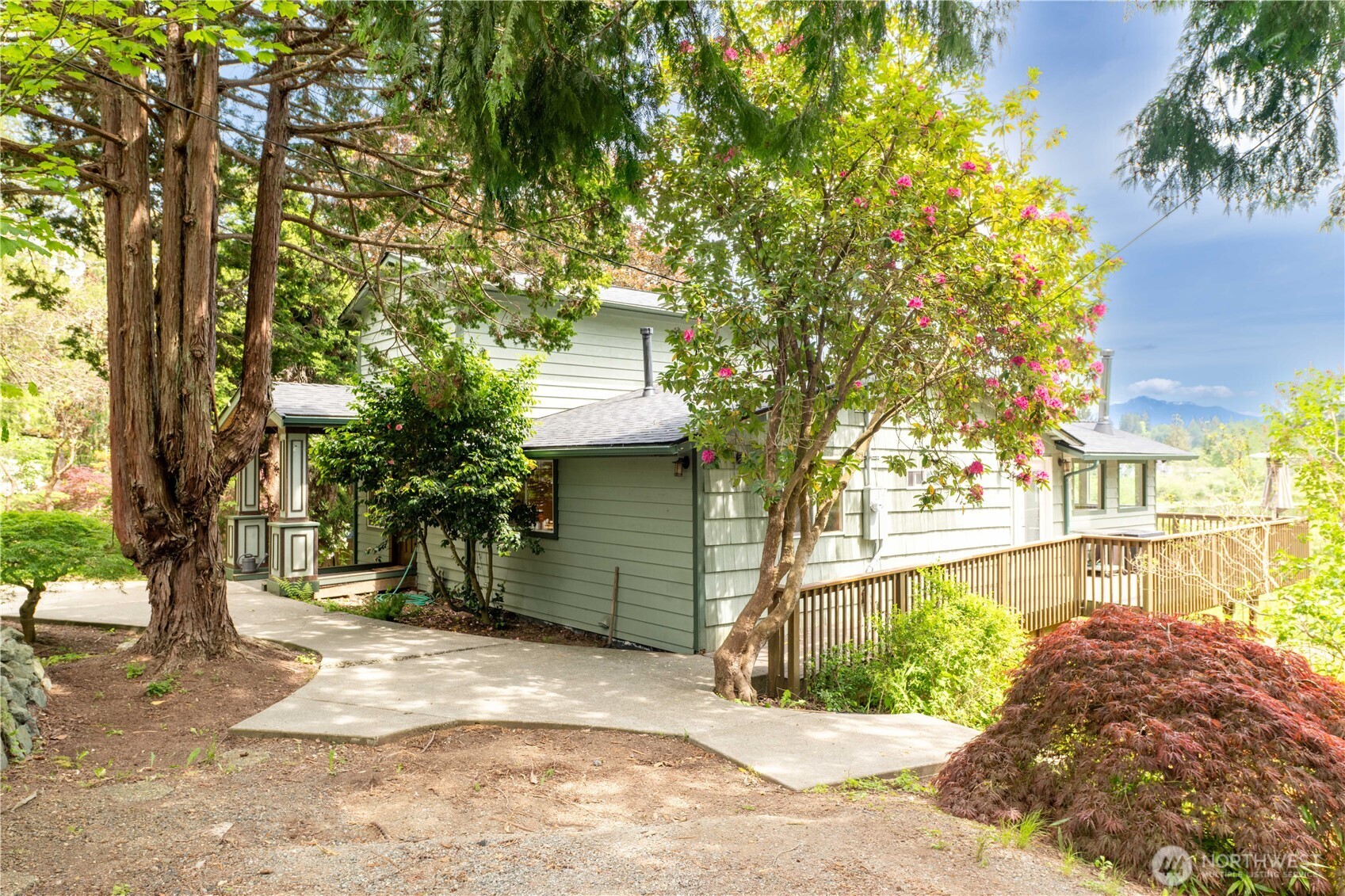 1109 S Davies Road Property Photo 34