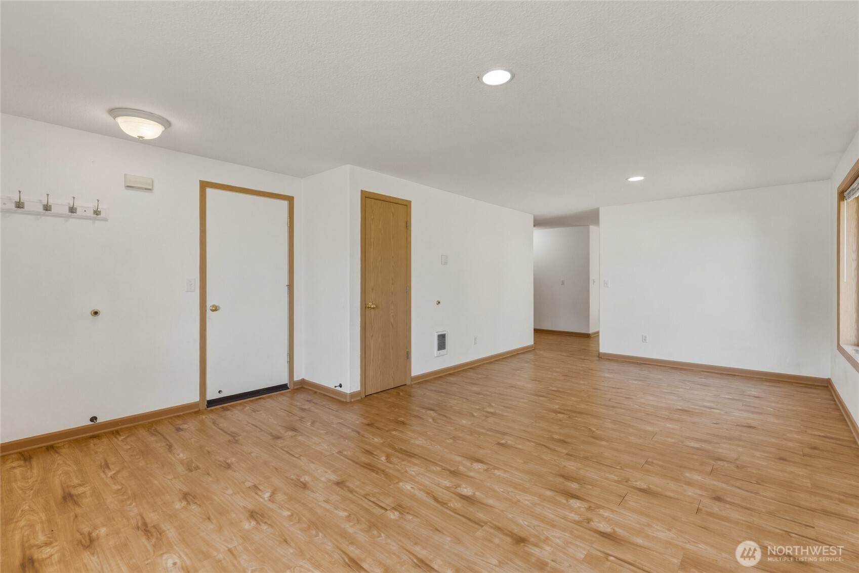 130 Ashland Court Property Photo 6
