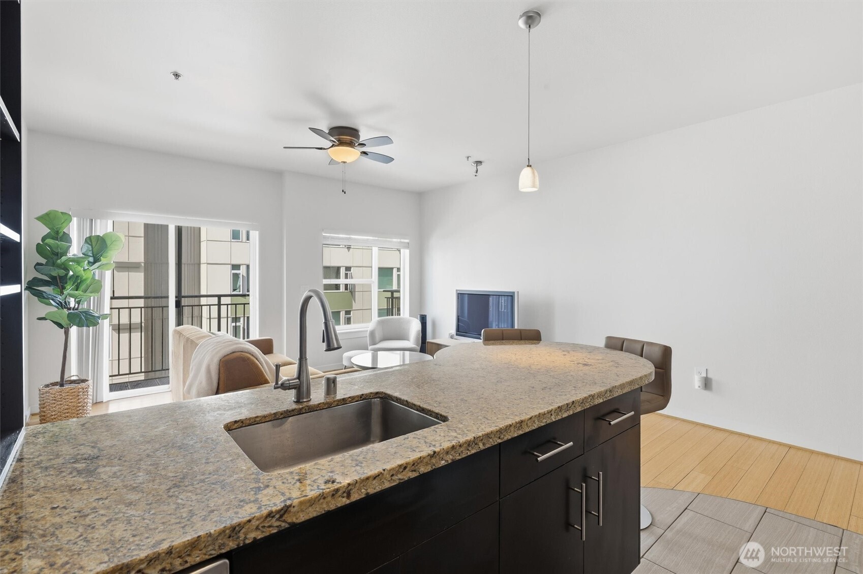1026 Ne 65th Street 519 Property Photo 11