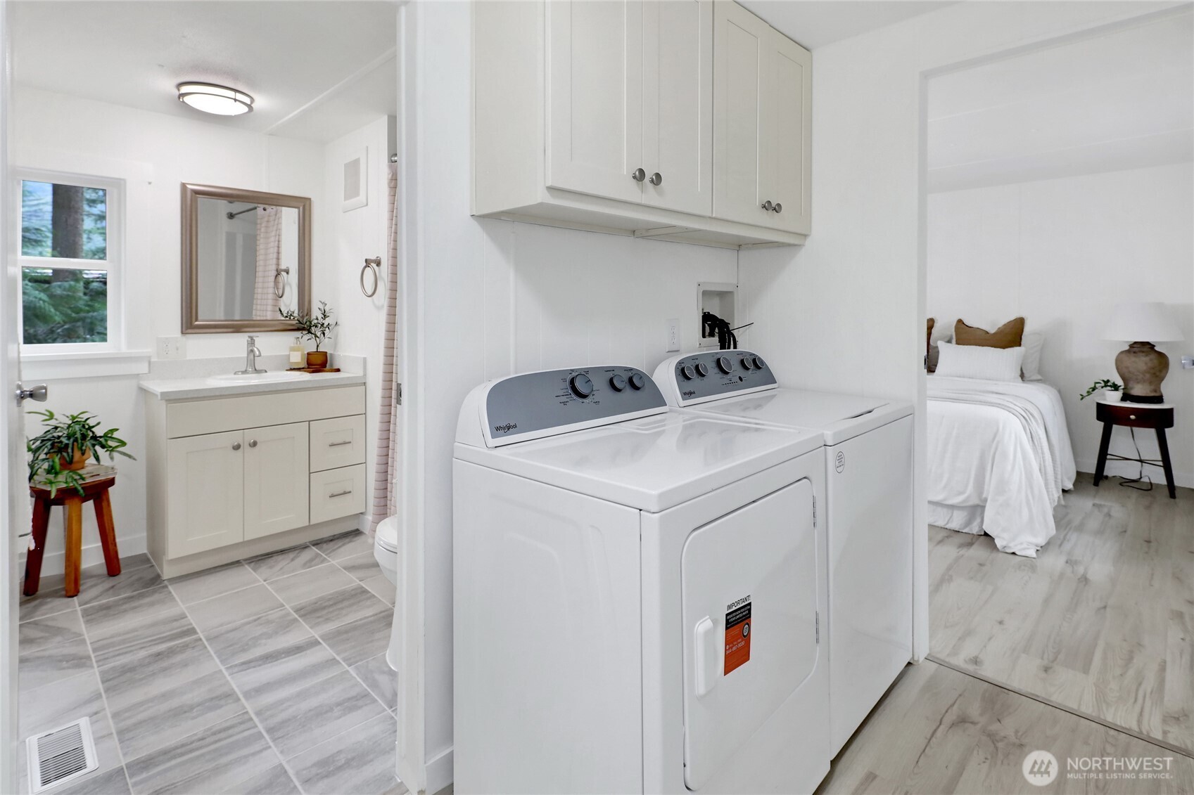8558 Golden Valley Drive Property Photo 18