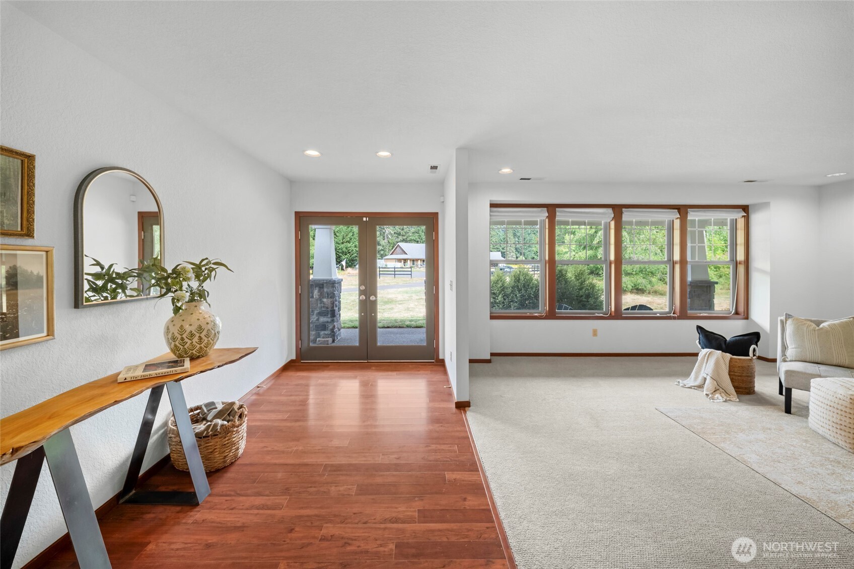 5542 Meadowood Lane Property Photo 8