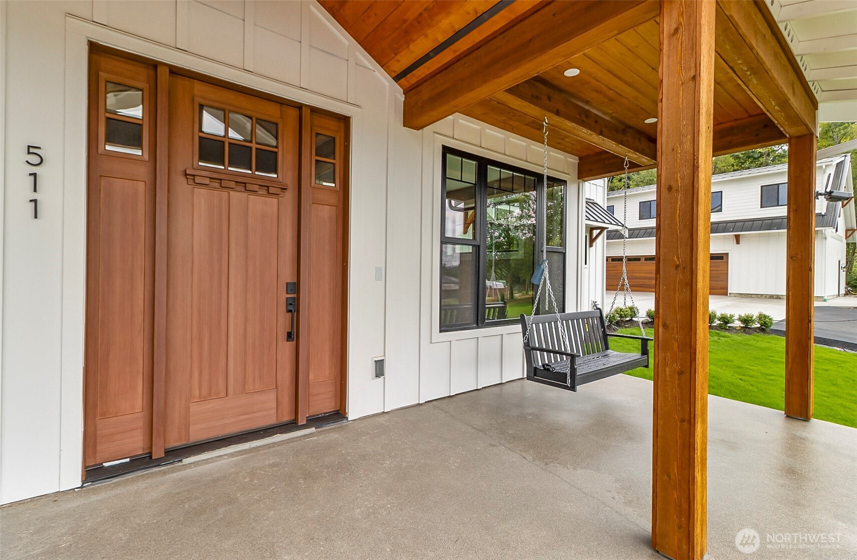511 75th Avenue Property Photo 5