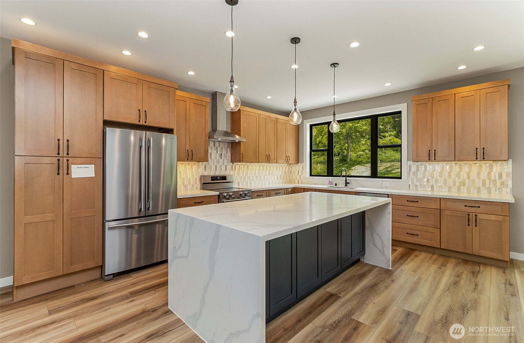 511 75th Avenue Property Photo 10