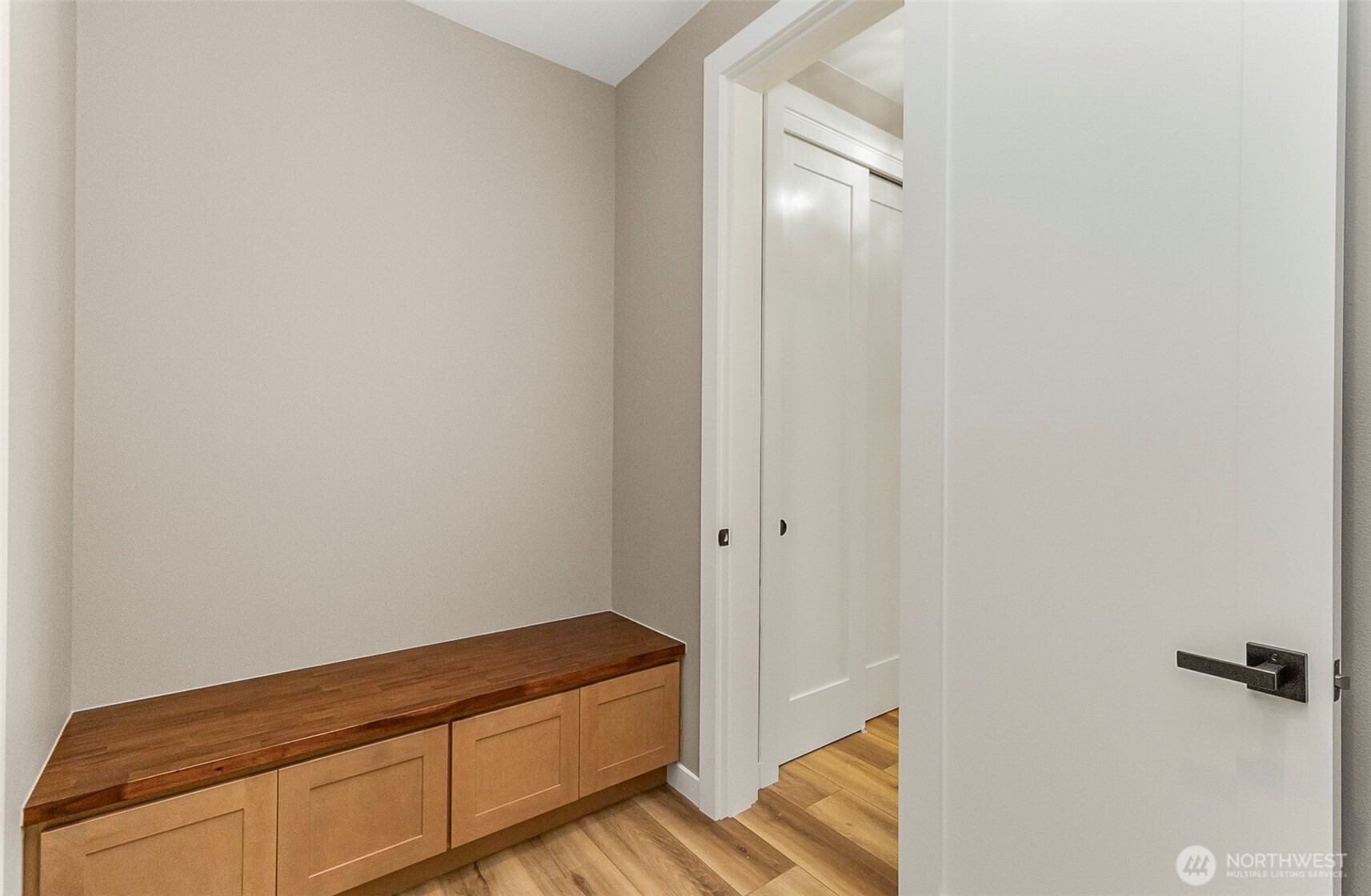 511 75th Avenue Property Photo 22