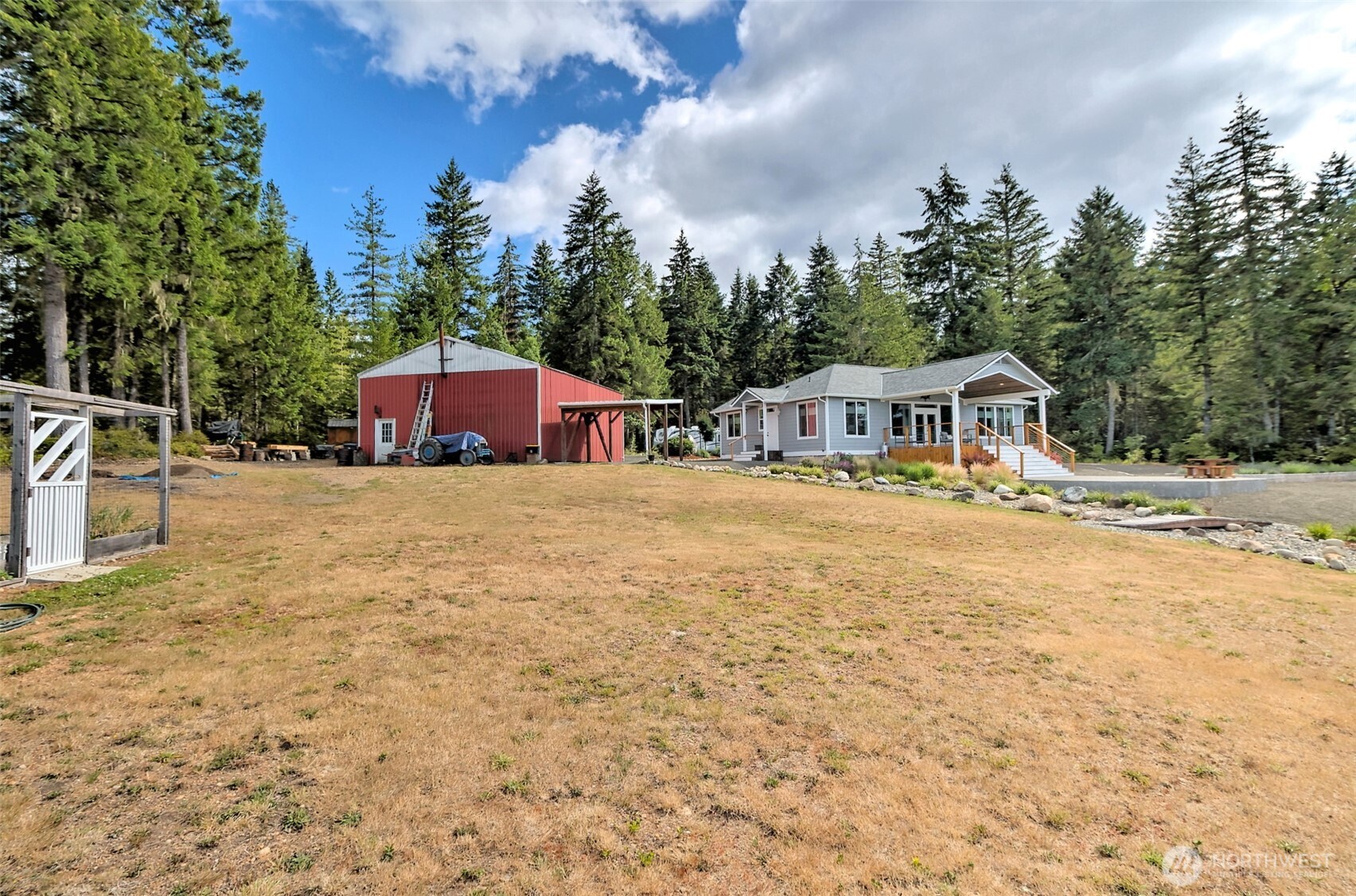 551 E Hyland Drive Property Photo 36