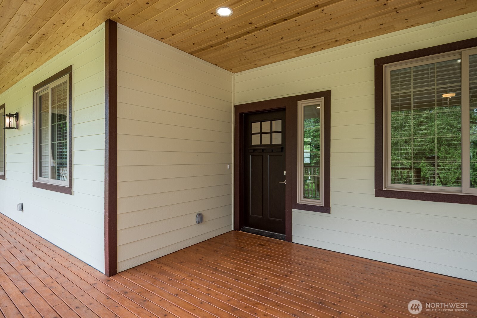 2820 256th Street Property Photo 2
