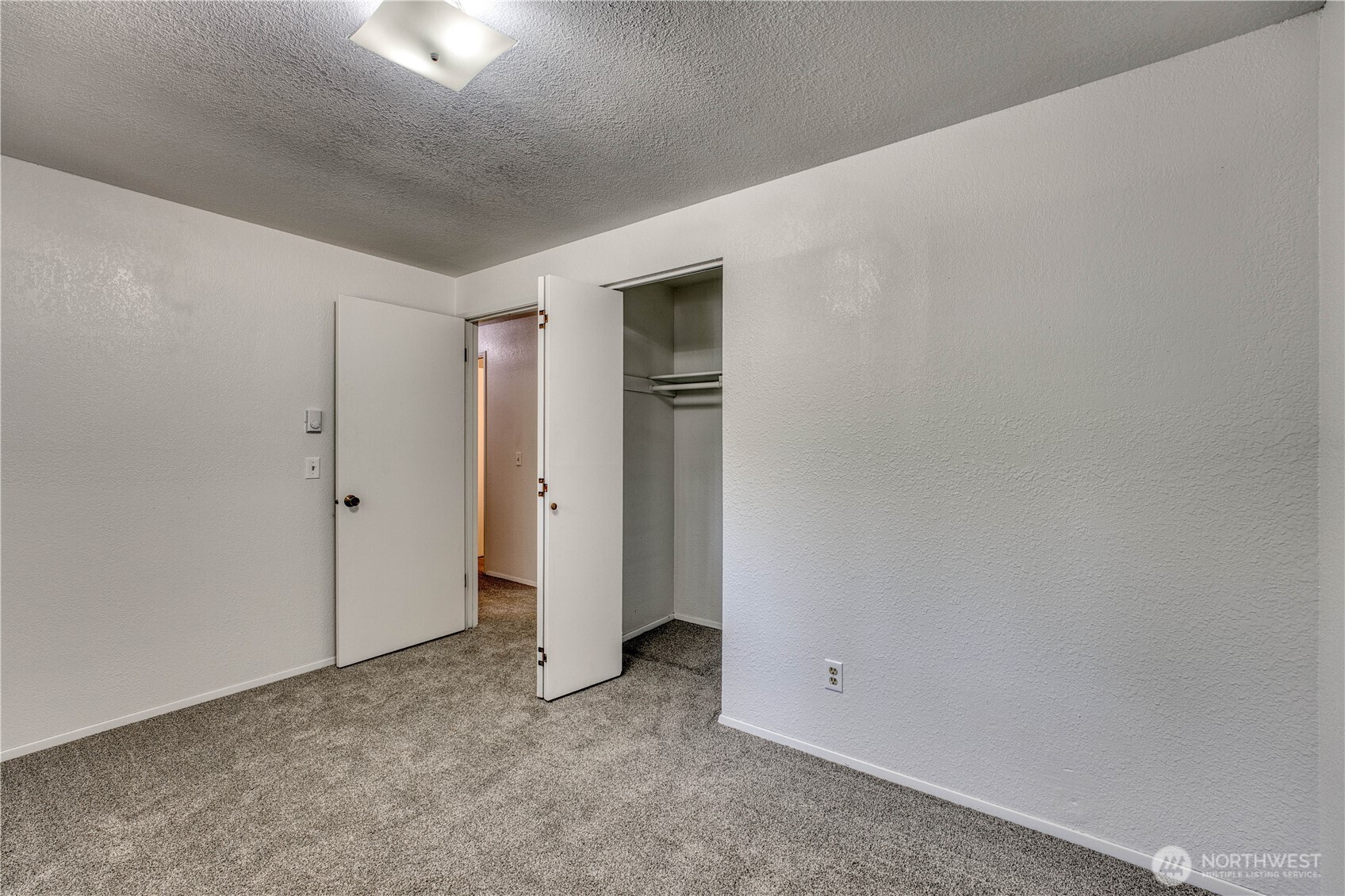 410 El Camino Drive Property Photo 18