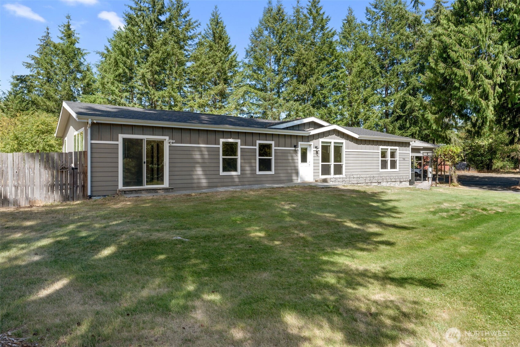 7310 127th Avenue Property Photo 4